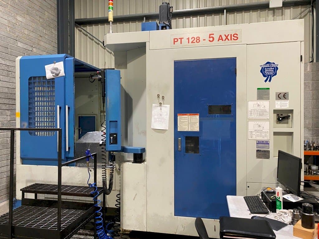 Vista Frontal  da DAH LIH PT128  máquina