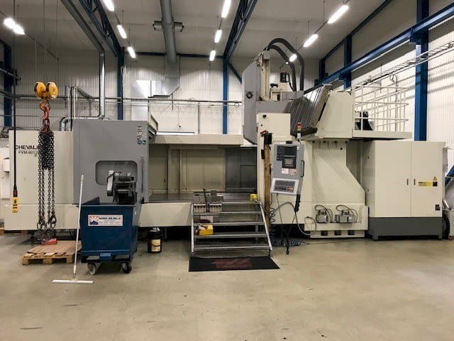 Vista Frontal  da Chevalier FVM-80125DC  máquina