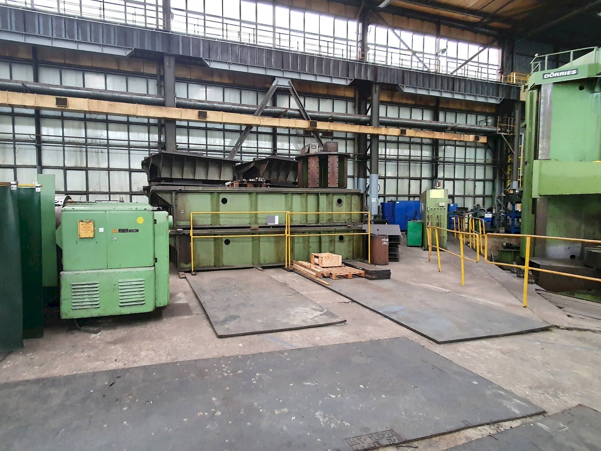 Vista Frontal  da DOERRIES CTE 500-V13  máquina