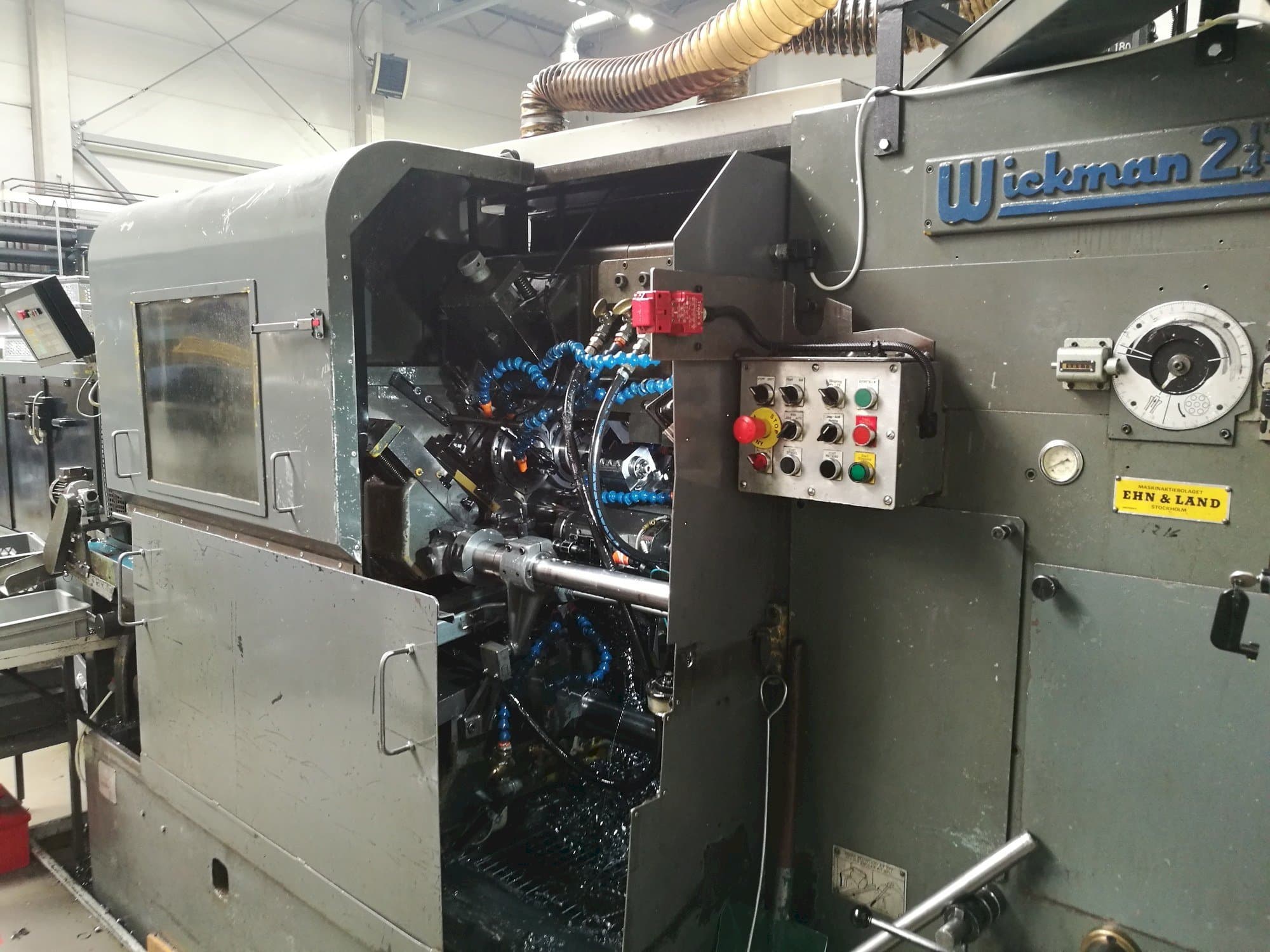 Vista Frontal  da Wickman 2  1/4"-6  máquina