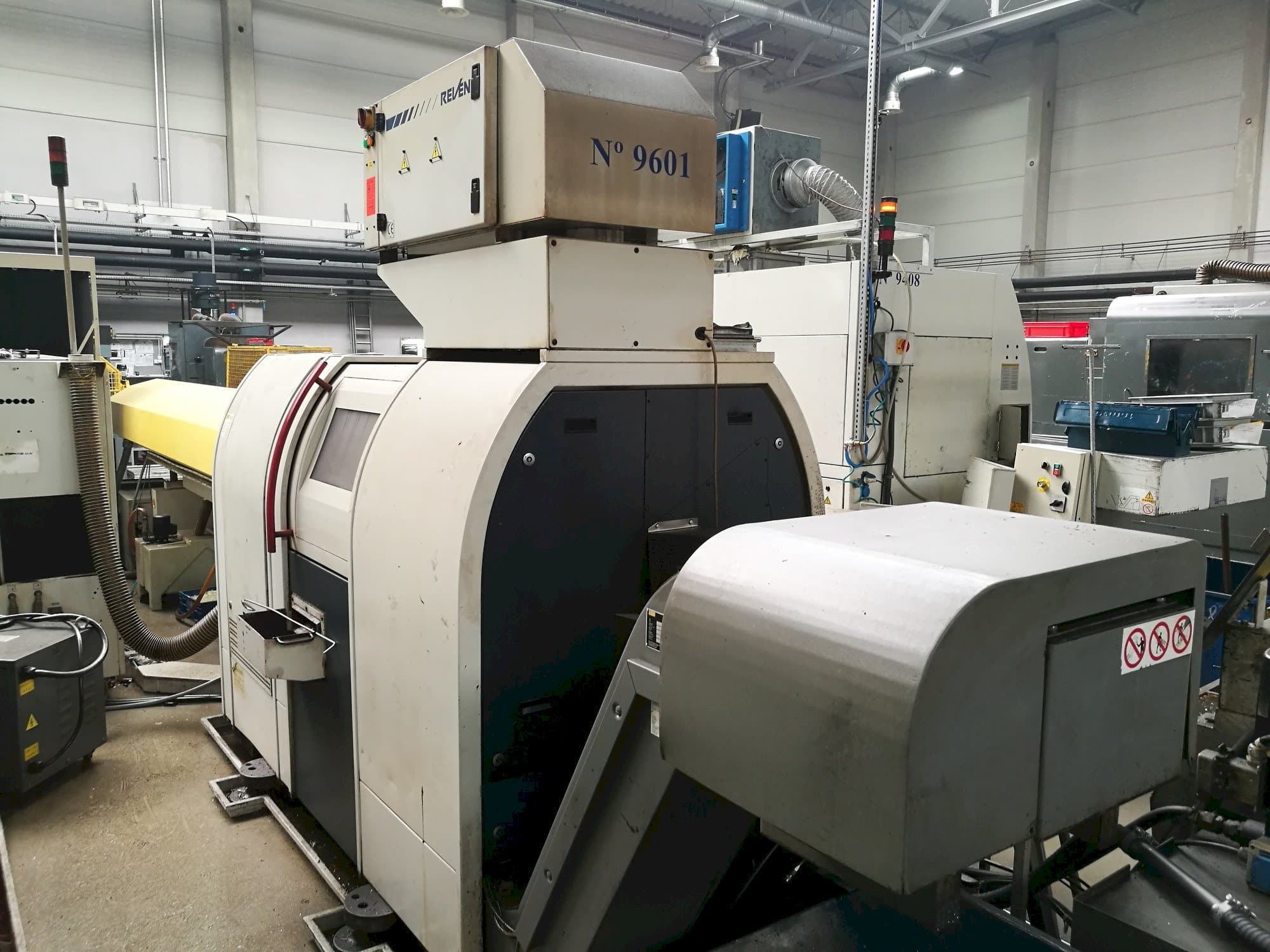 Vista Frontal  da TRAUB TNL 16/26  máquina