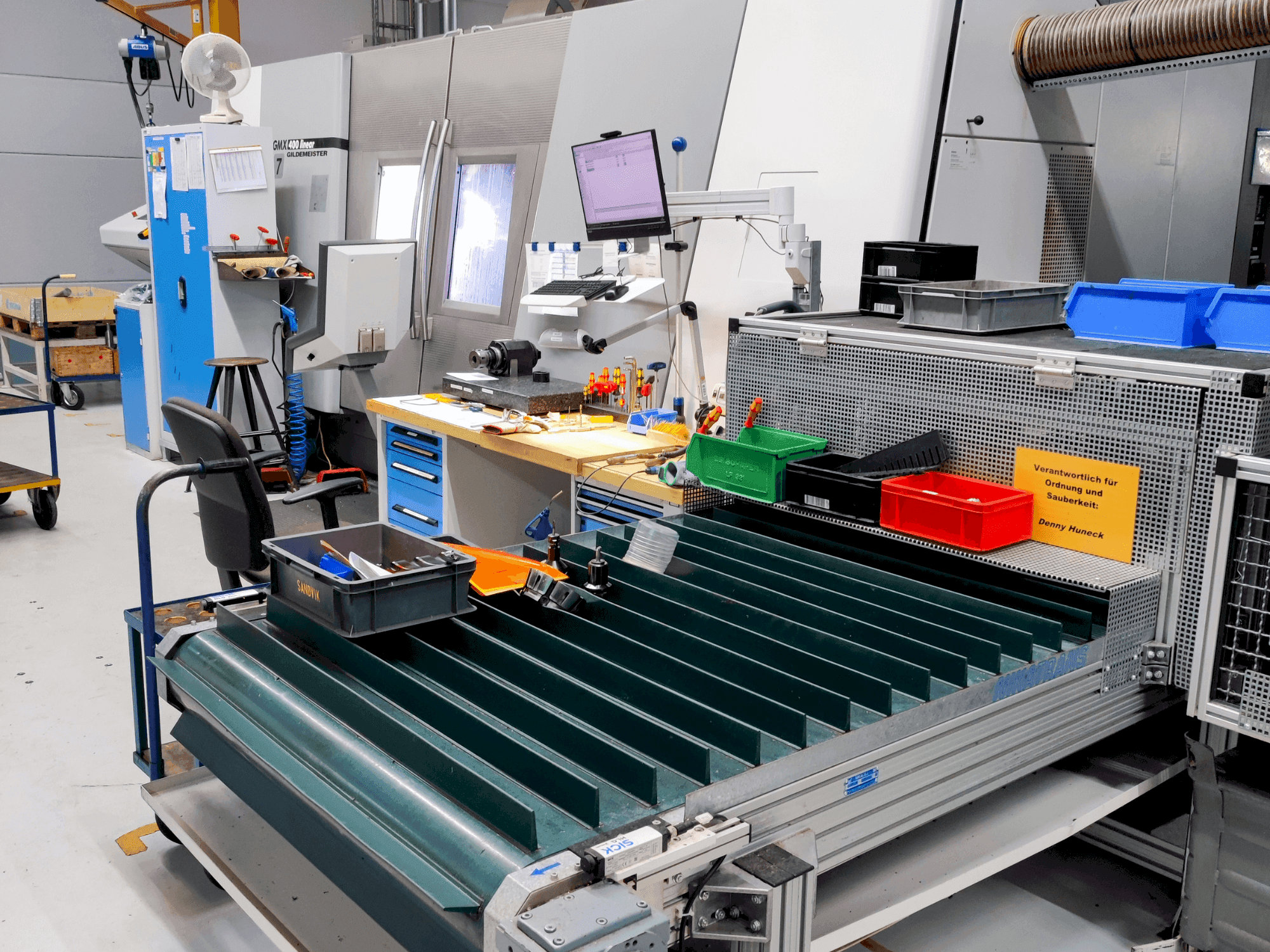 Vista Frontal  da DMG GMX 400l Stange  máquina