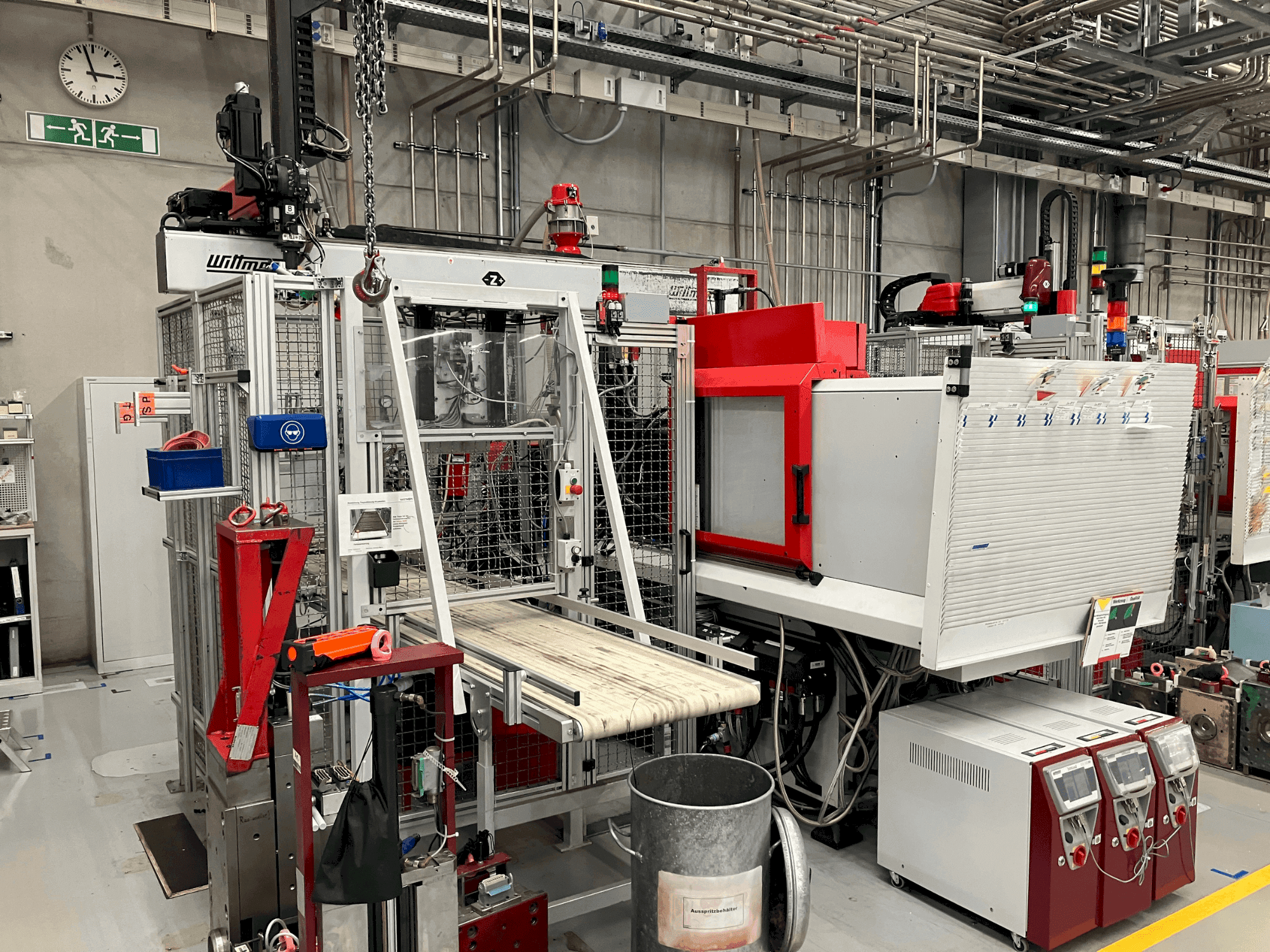 Vista Frontal  da Arburg Allrounder 420 S 800-350  máquina