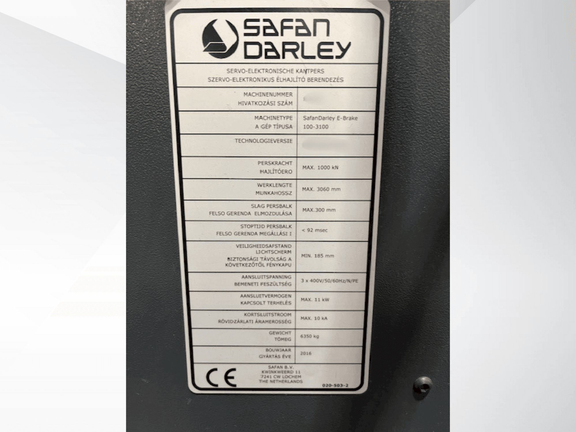 Vista Frontal  da Safan E Brake 100 3100  máquina