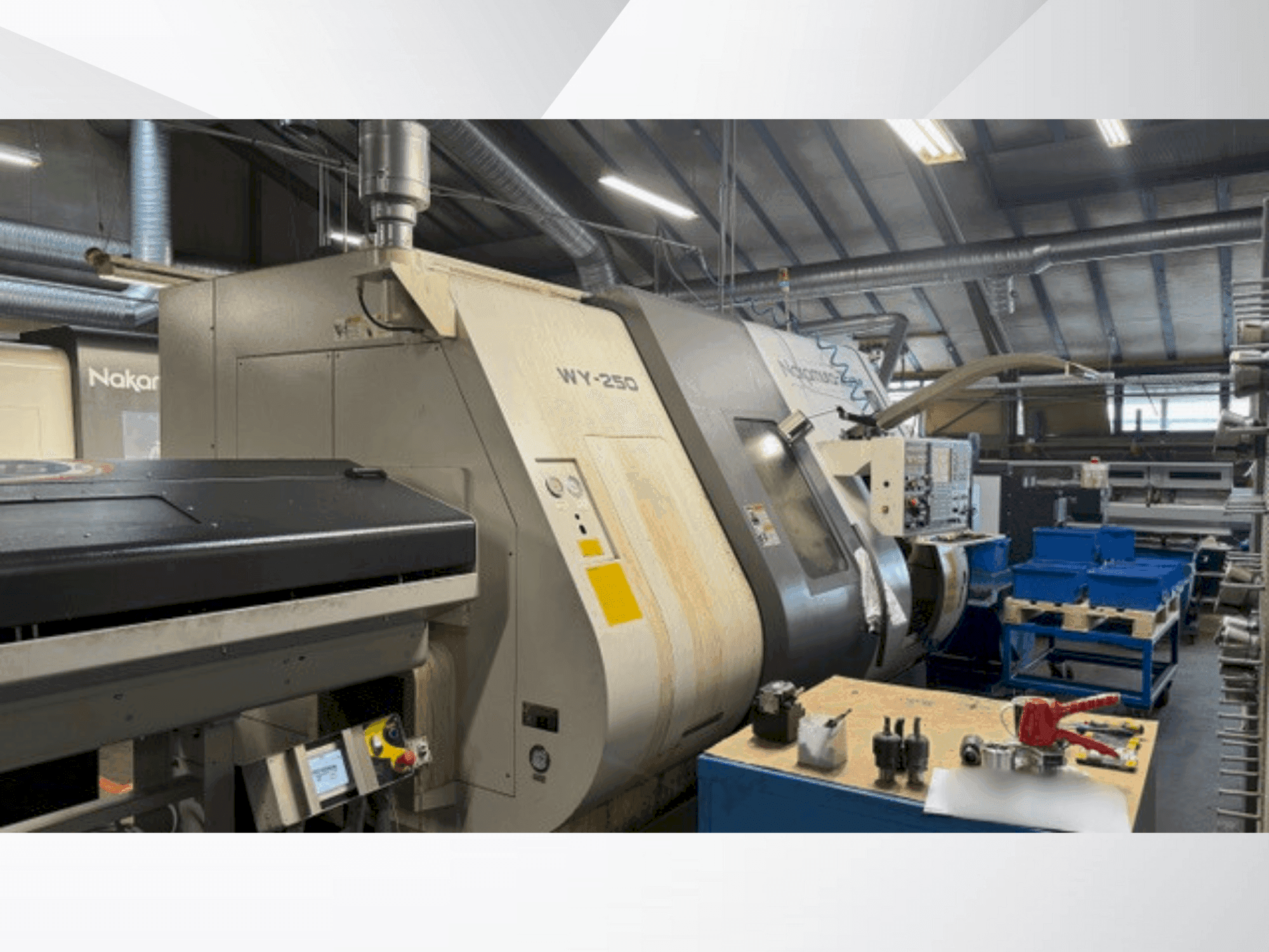 Vista Frontal  da NAKAMURA-TOME WY-250  máquina