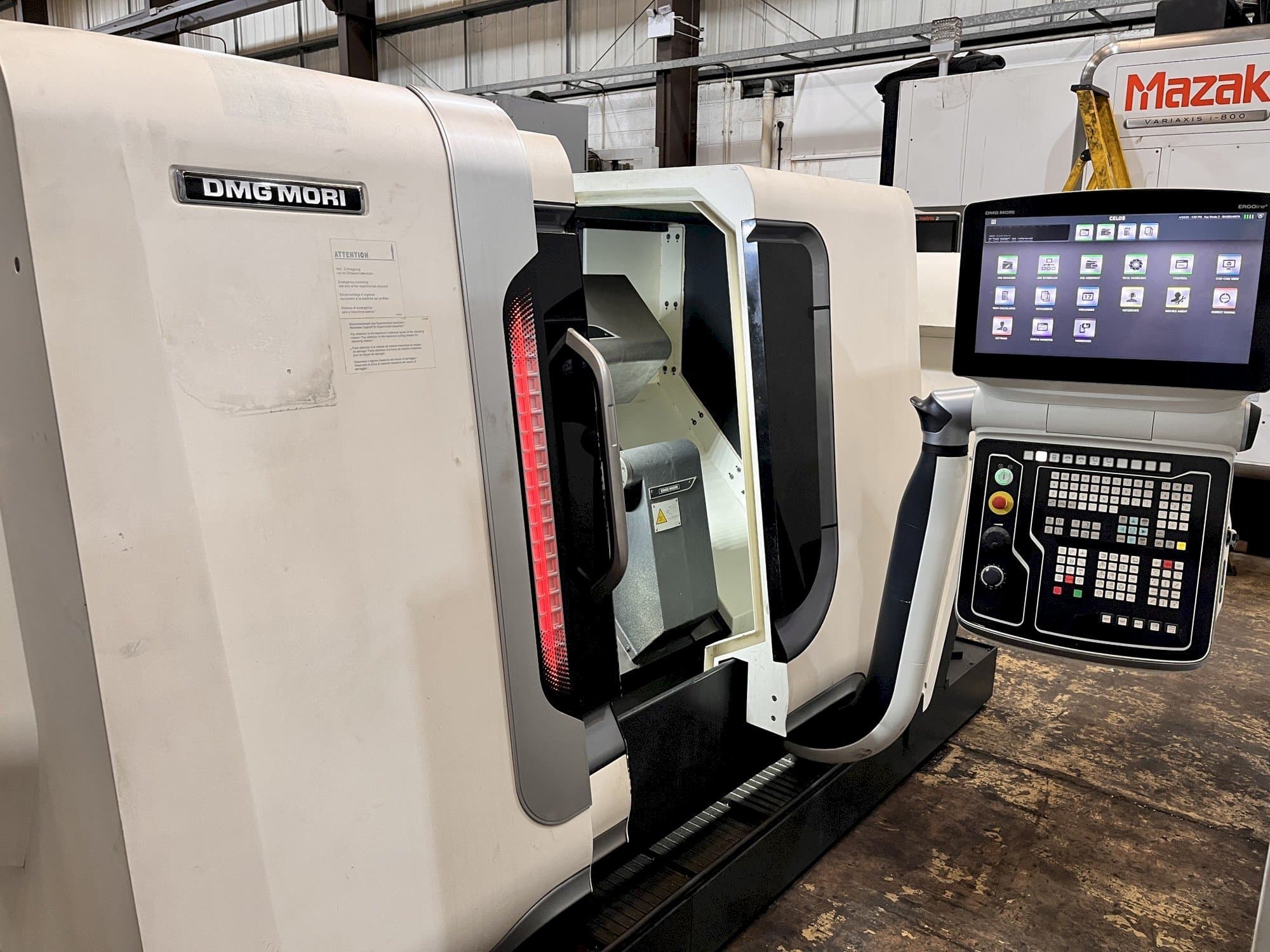 Vista Frontal  da DMG CTX ALPHA 300  máquina