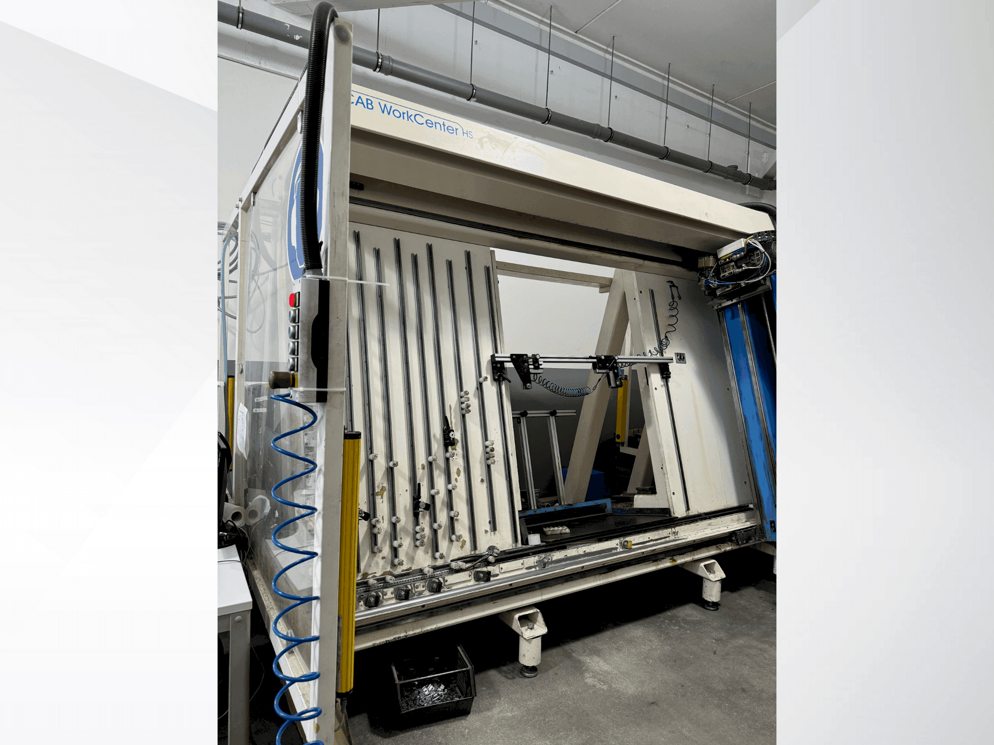 Vista Frontal  da STEINHAUER eCAB workCenter HS  máquina