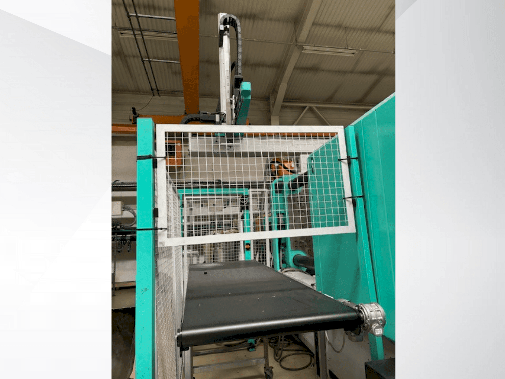 Vista Frontal  da Arburg Allrounder 920S 4600-2100  máquina