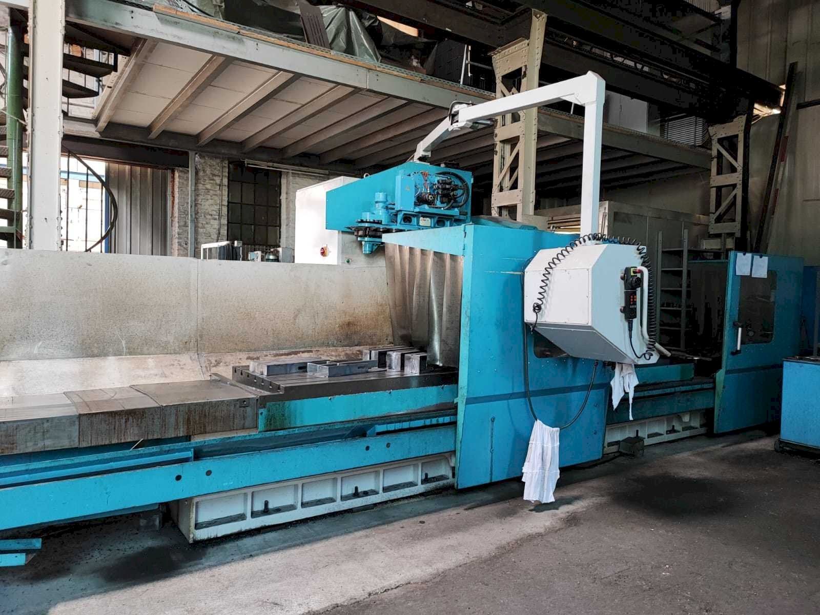 Vista Frontal  da MTE BF 4200  máquina