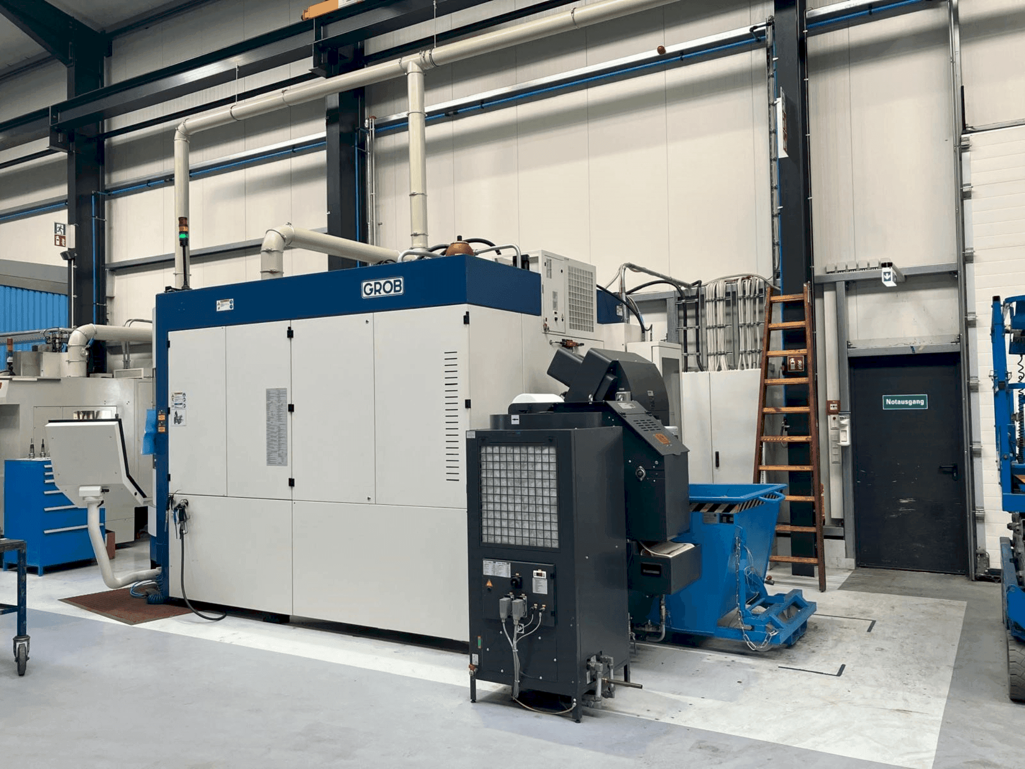 Vista Frontal  da GROB G550a  máquina