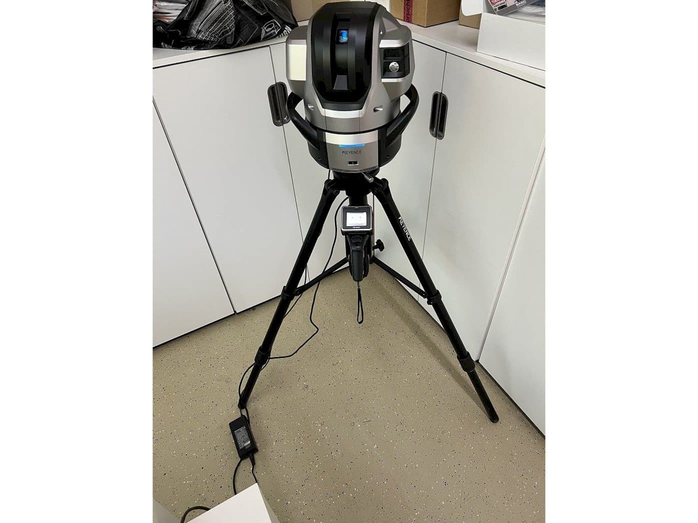 Vista Frontal  da KEYENCE WM-C3000  máquina