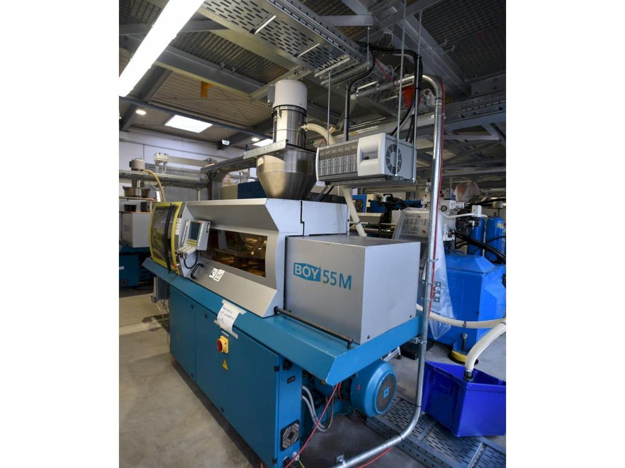 Vista Frontal  da BOY 55M  máquina