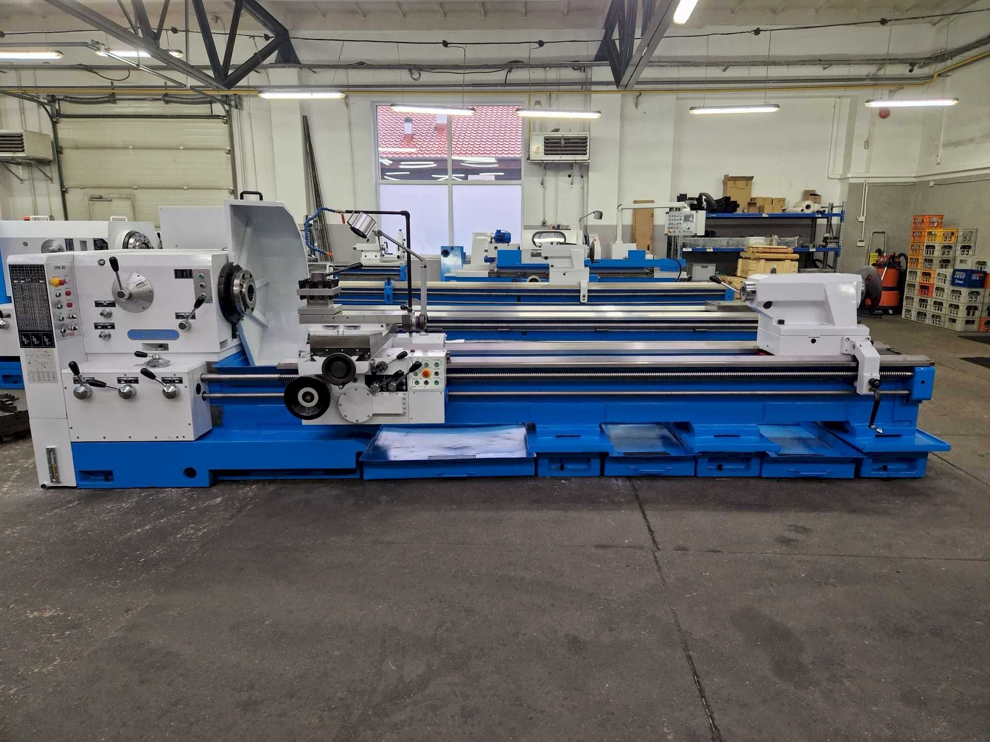 Vista Frontal  da Poreba TPK 80 x 3000  máquina