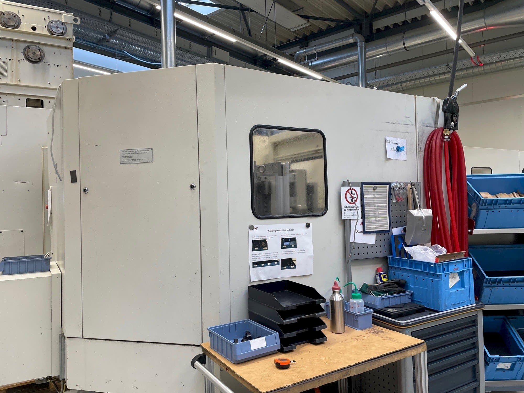 Vista Lateral Esquerda  da HELLER MC 16  máquina