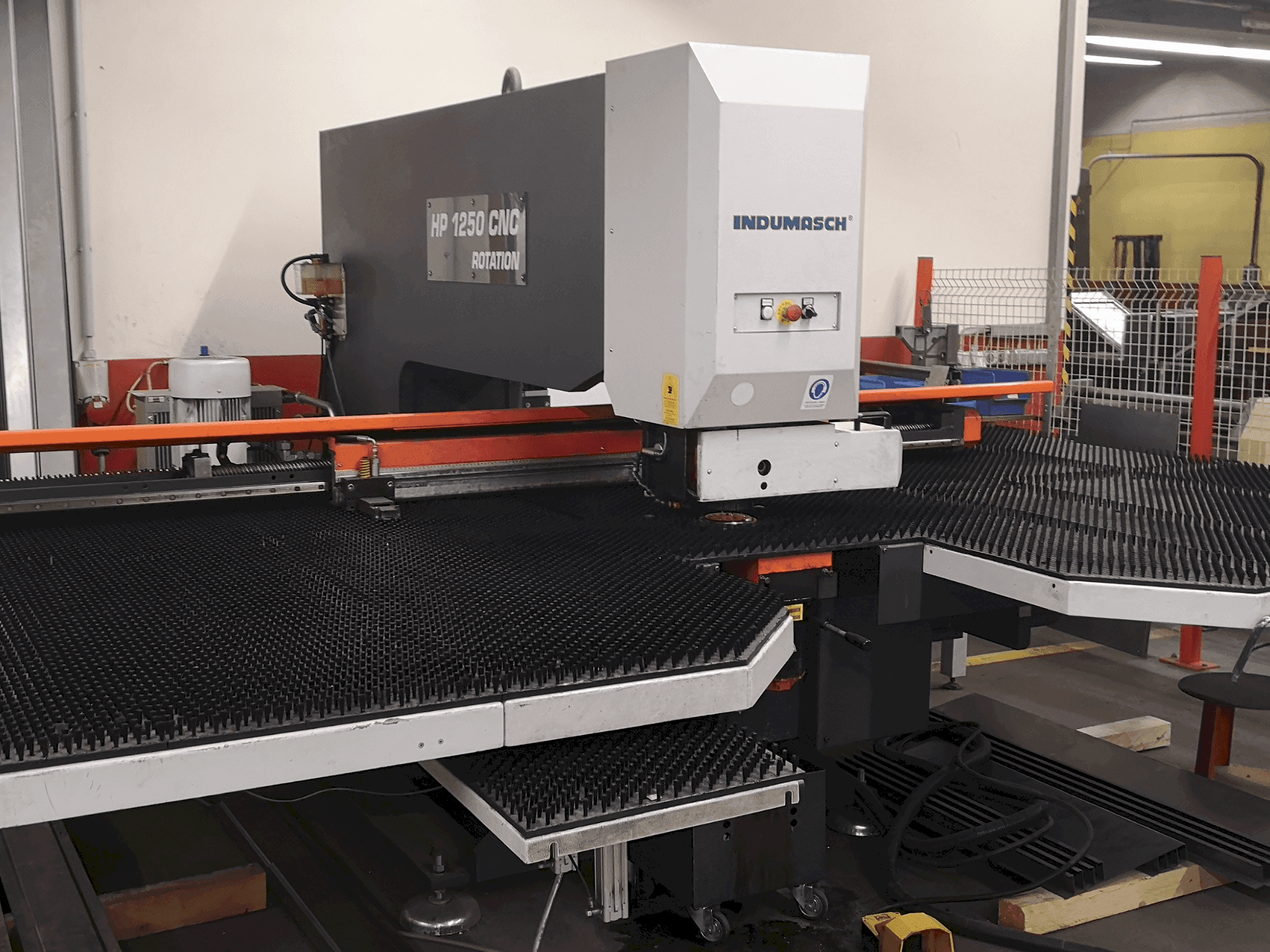 Vista Frontal  da IMAC HP 1250 INDEX  máquina