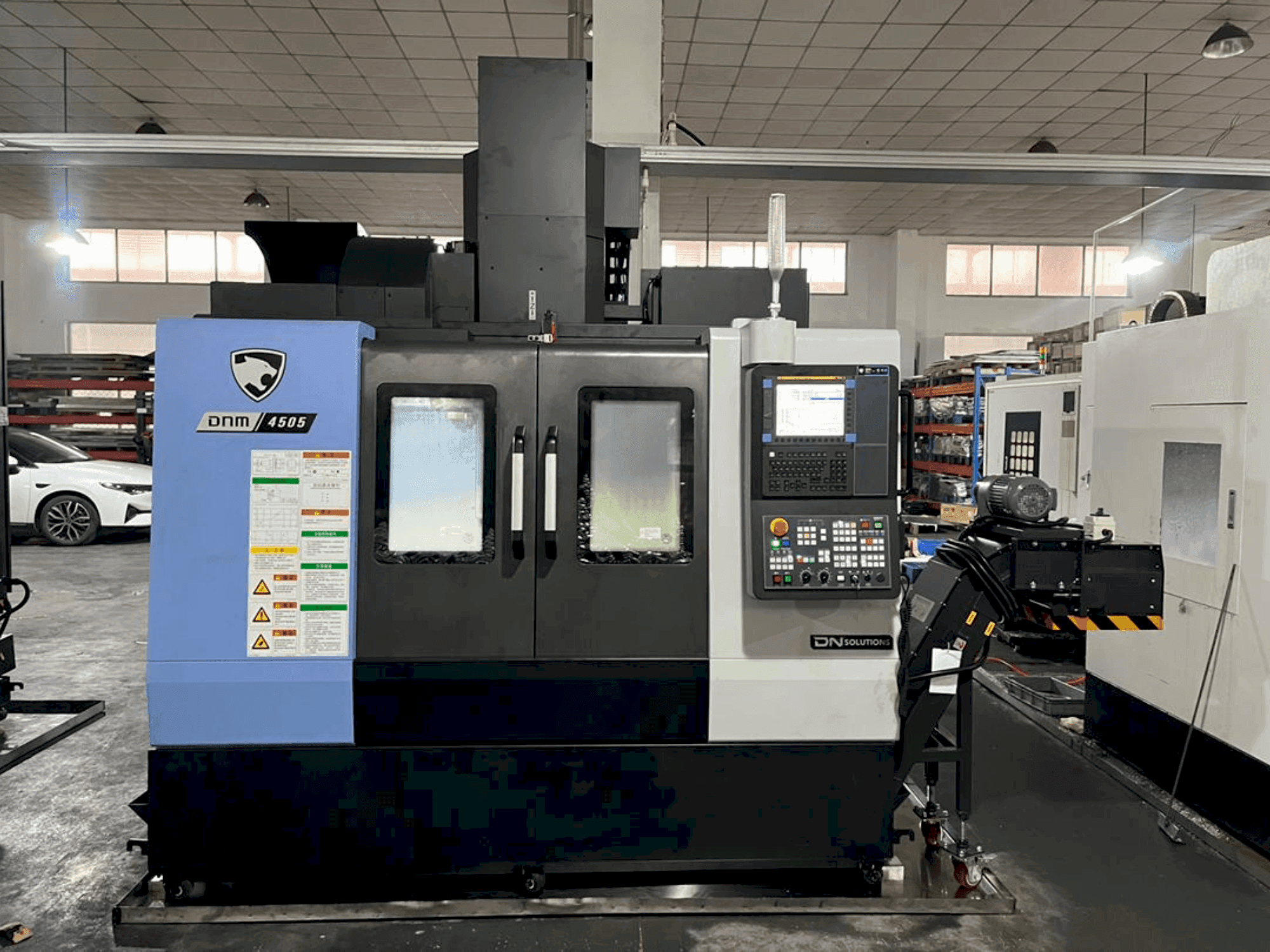 Vista Frontal  da DOOSAN dnm 4505 (2024)  máquina