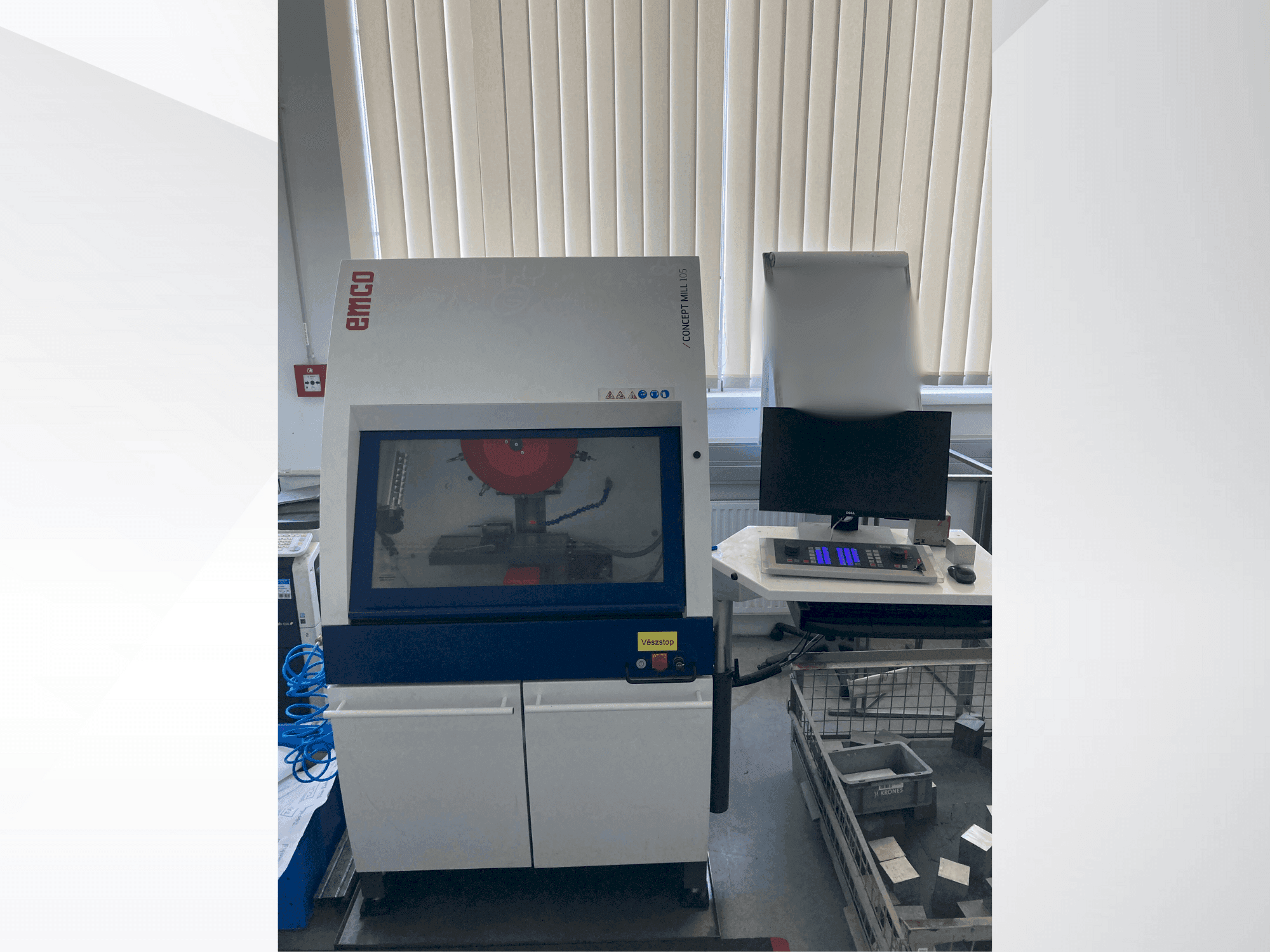 Vista Frontal  da EMCO Concept Mill 105  máquina