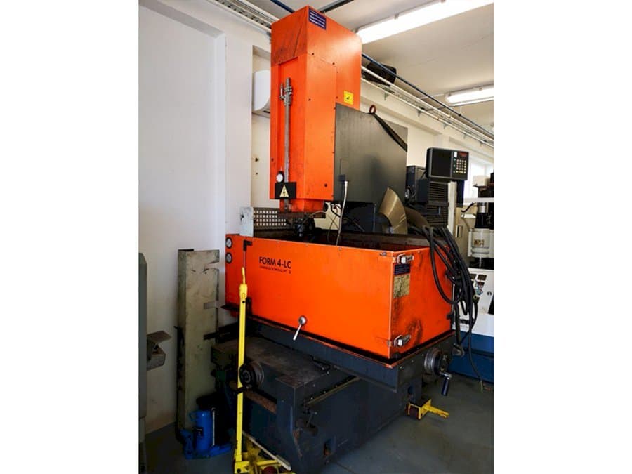 Vista Frontal  da CHARMILLES Form 4-LC  máquina