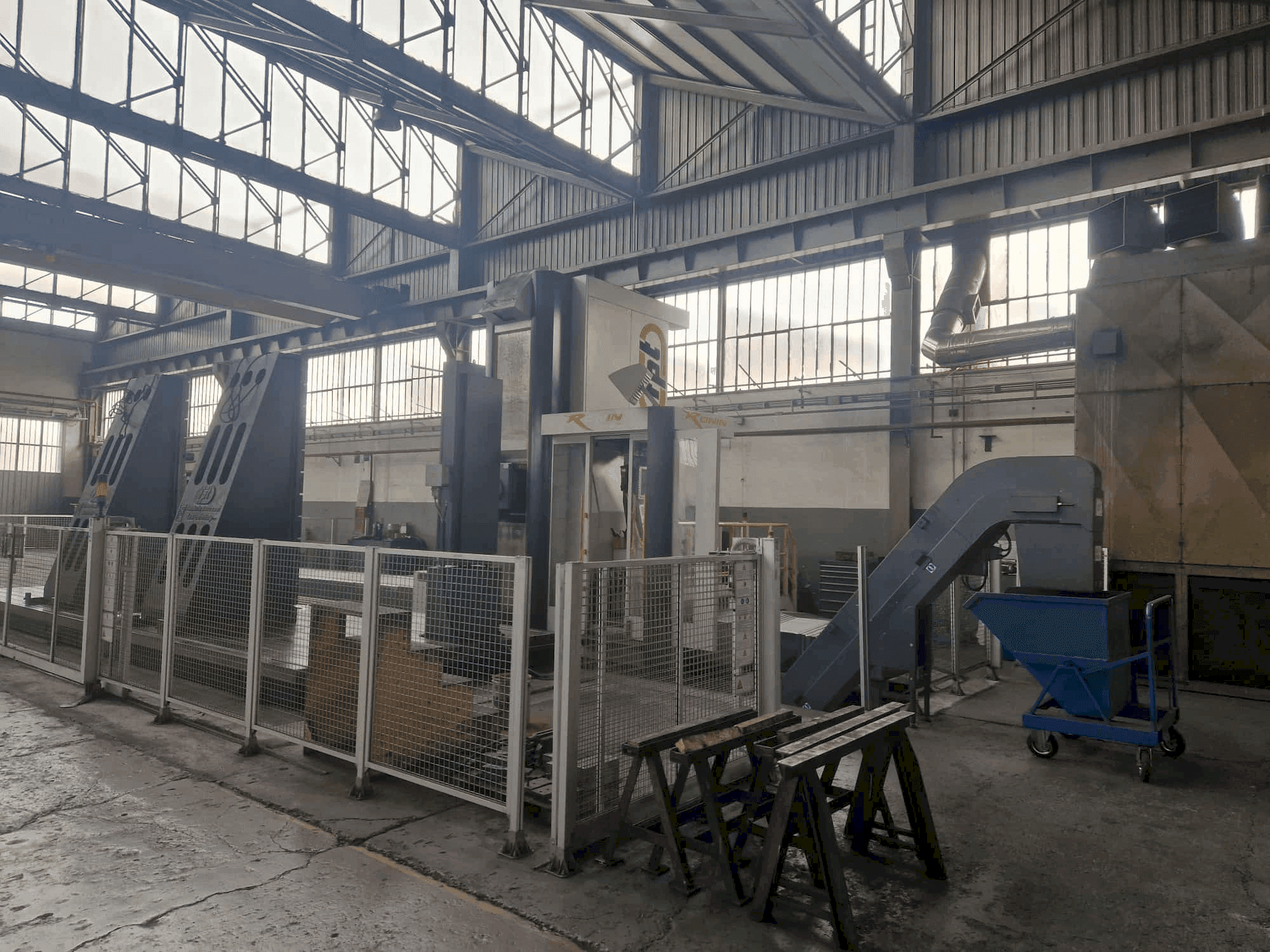 Vista Frontal  da FPT RONIN EVO  máquina