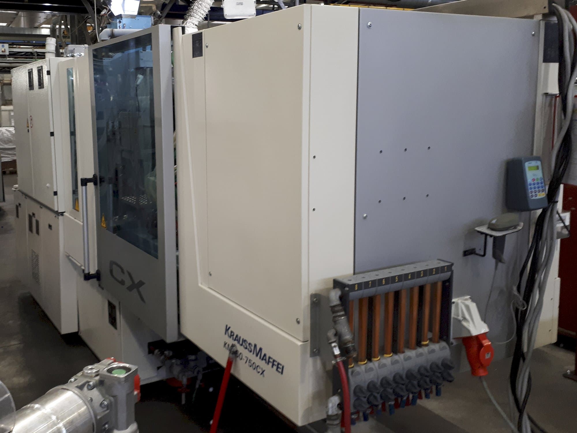 Vista Frontal  da Krauss Maffei 160-750 CX  máquina