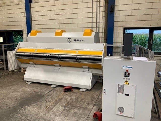 Vista Frontal  da RAS XL-Center  máquina