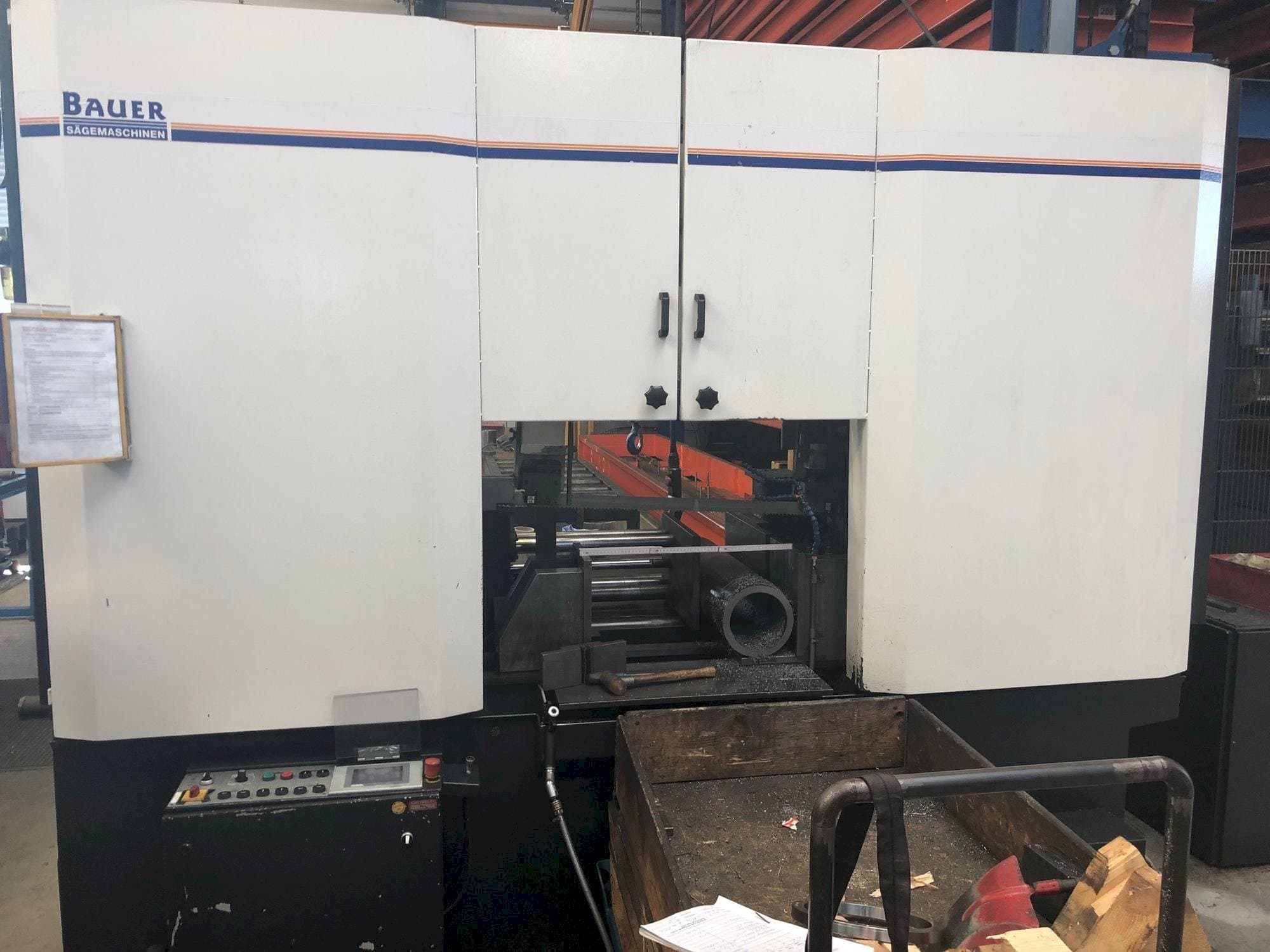 Vista Frontal  da BAUER SA 550 ZA  máquina