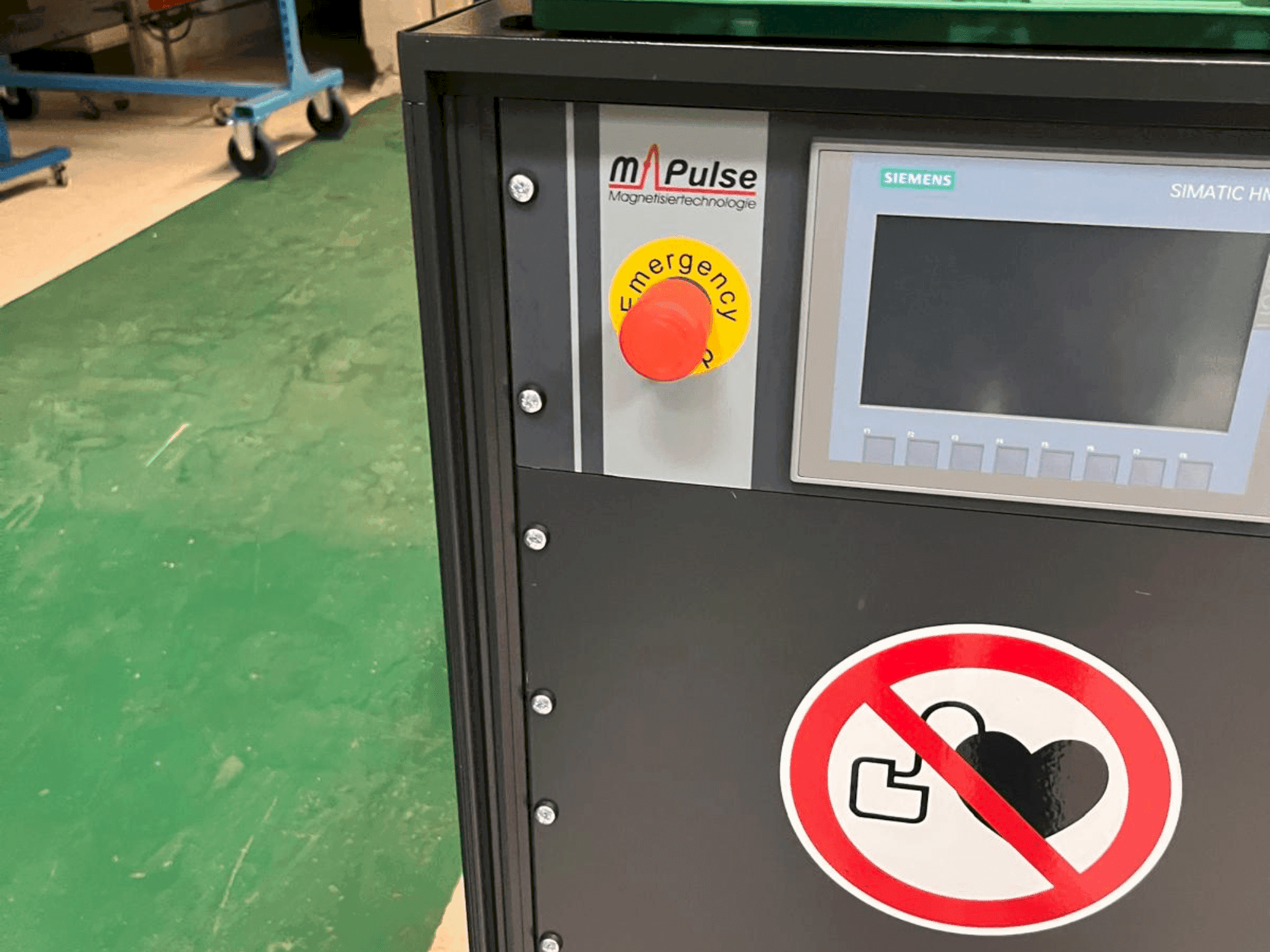 Vista Frontal  da M-PULSE 2k6e  máquina