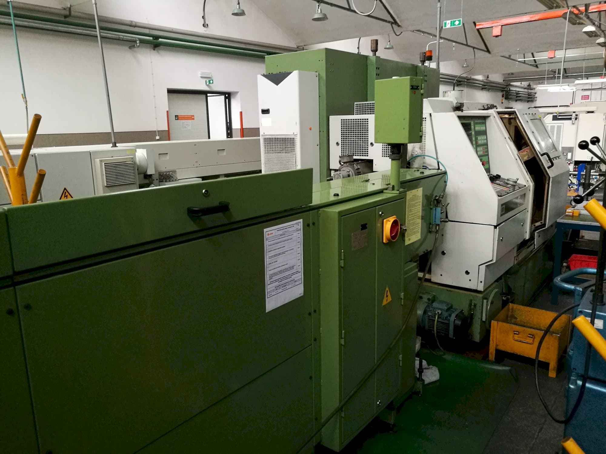 Vista Frontal  da TRAUB TNS 30/42 D  máquina