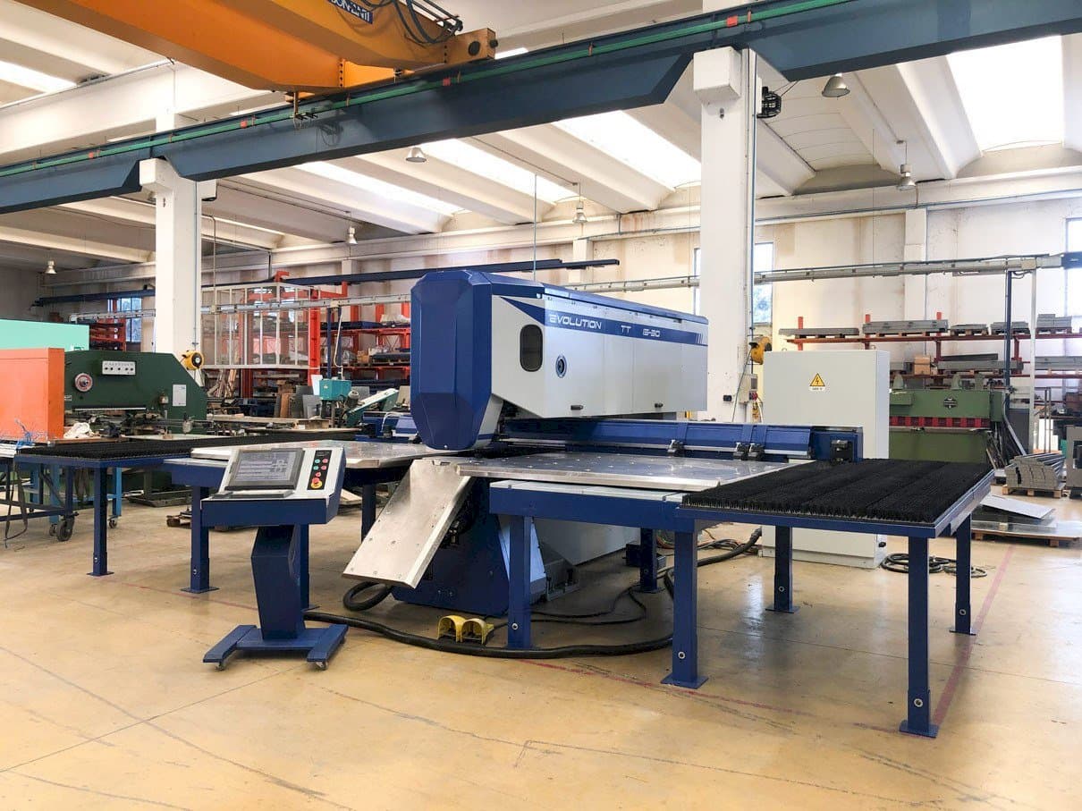 Vista Frontal  da TECHNOLOGY EVOLUTION TT  máquina