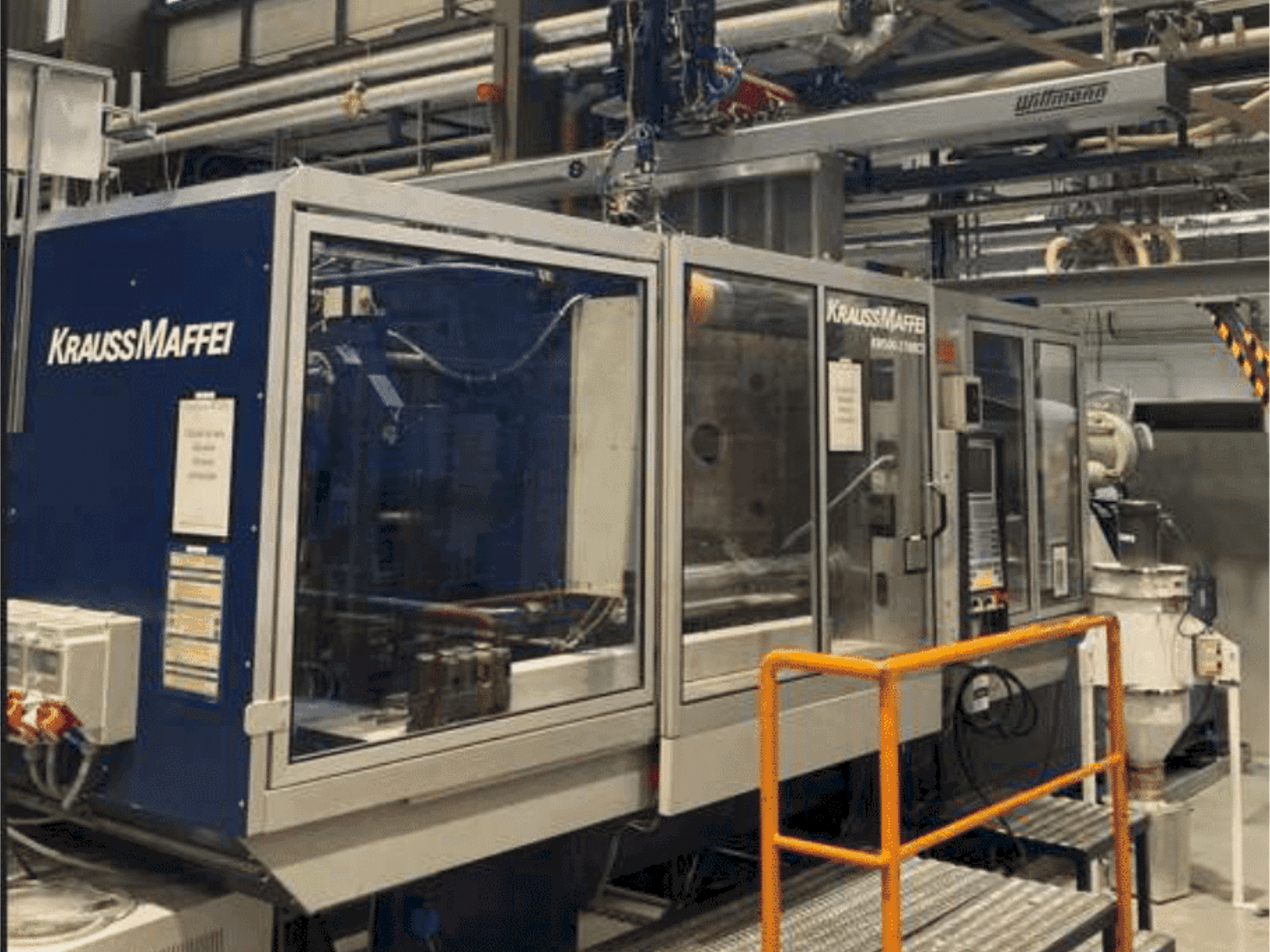 Vista Frontal  da Krauss Maffei KM 500-2700 C2  máquina