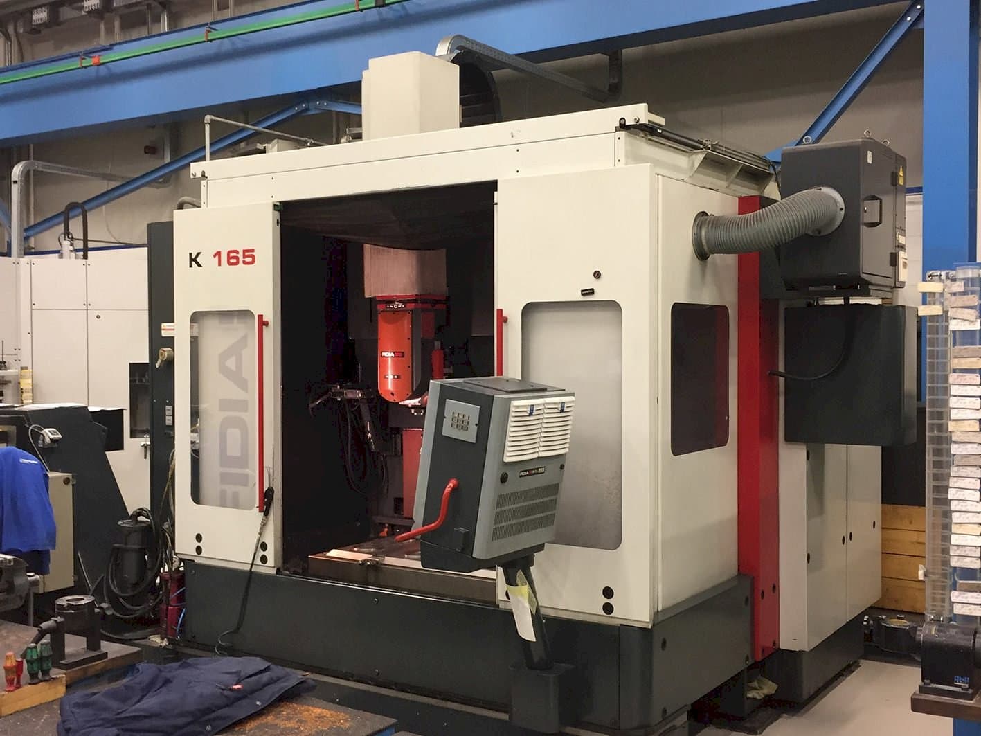 Vista Frontal  da Fidia K165 BSH  máquina