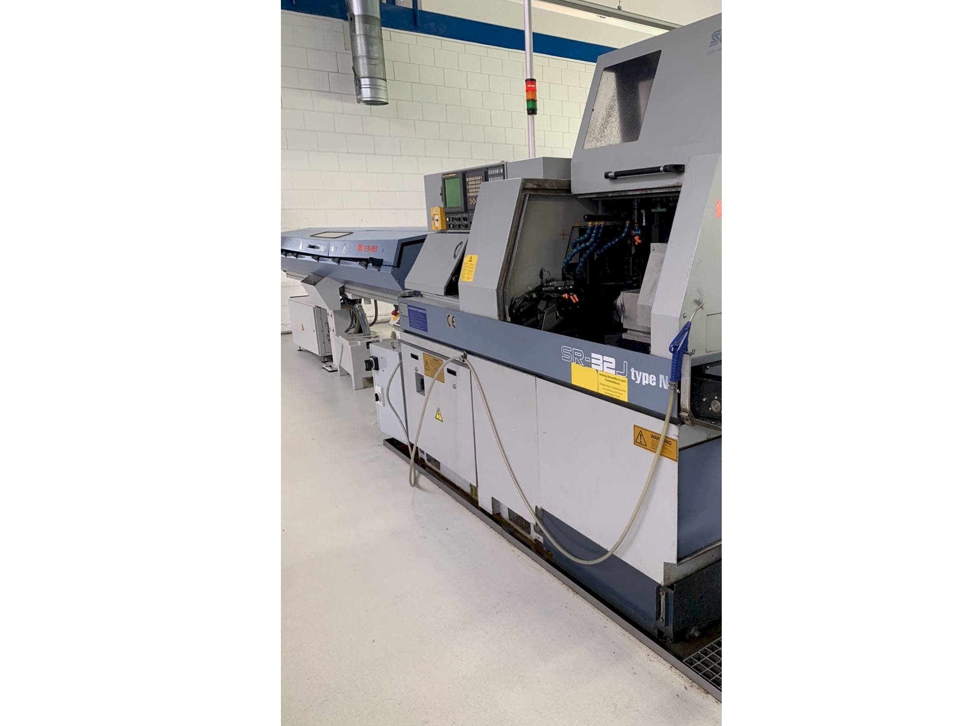 Vista Frontal  da Star SR-32J type N  máquina