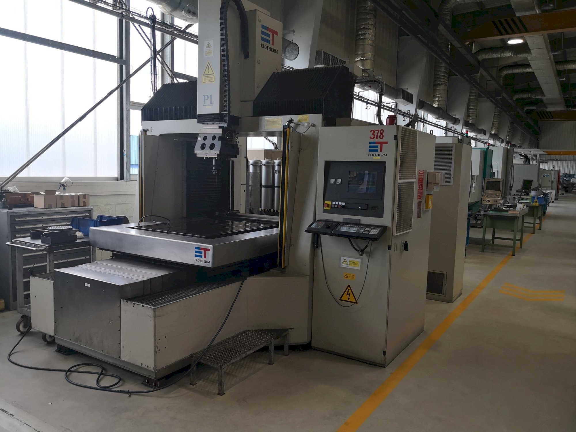 Vista Frontal  da ELOTHERM ELBOMAT P1  máquina