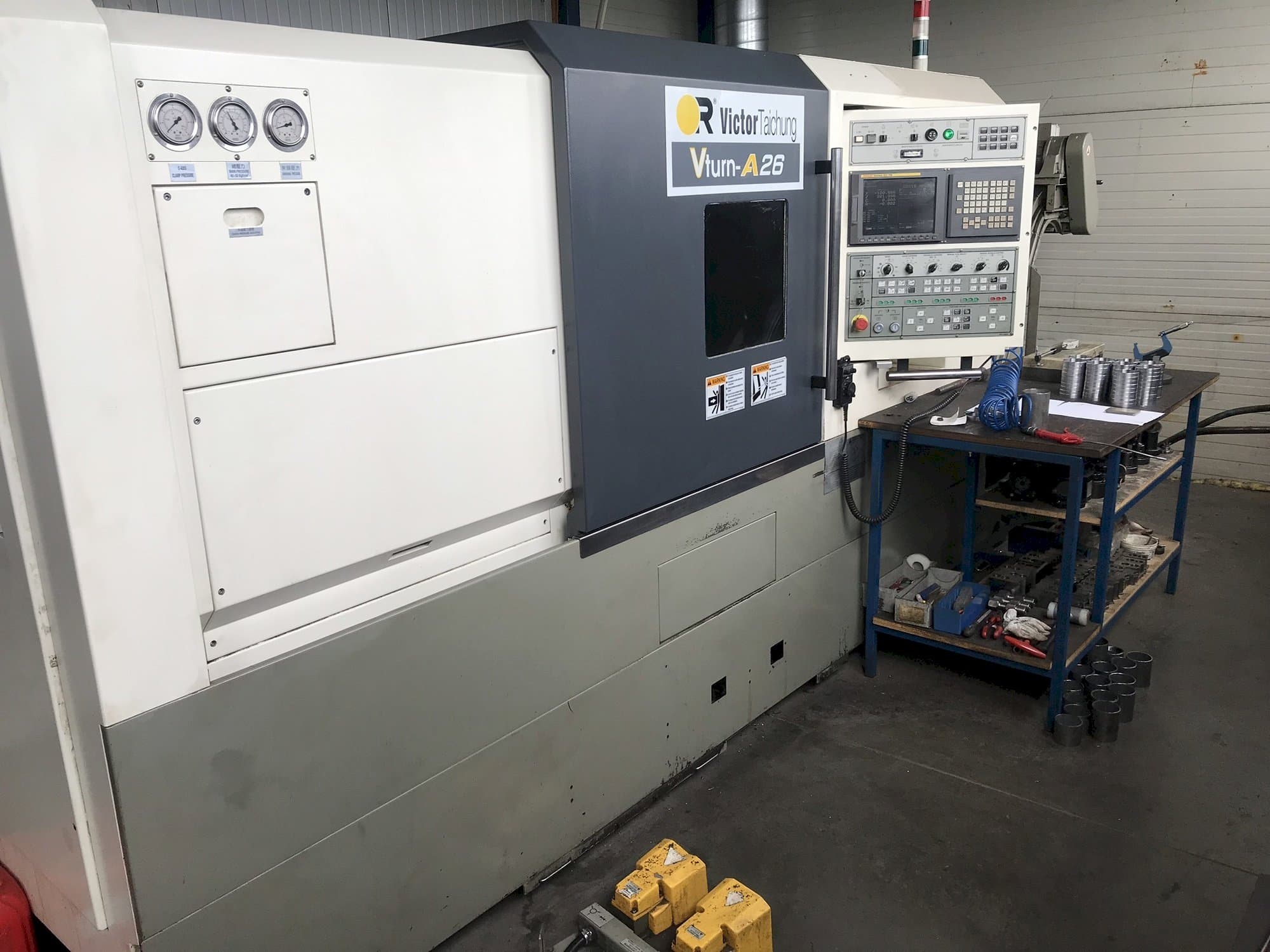 Vista Frontal  da Victor Vturn-A26  máquina