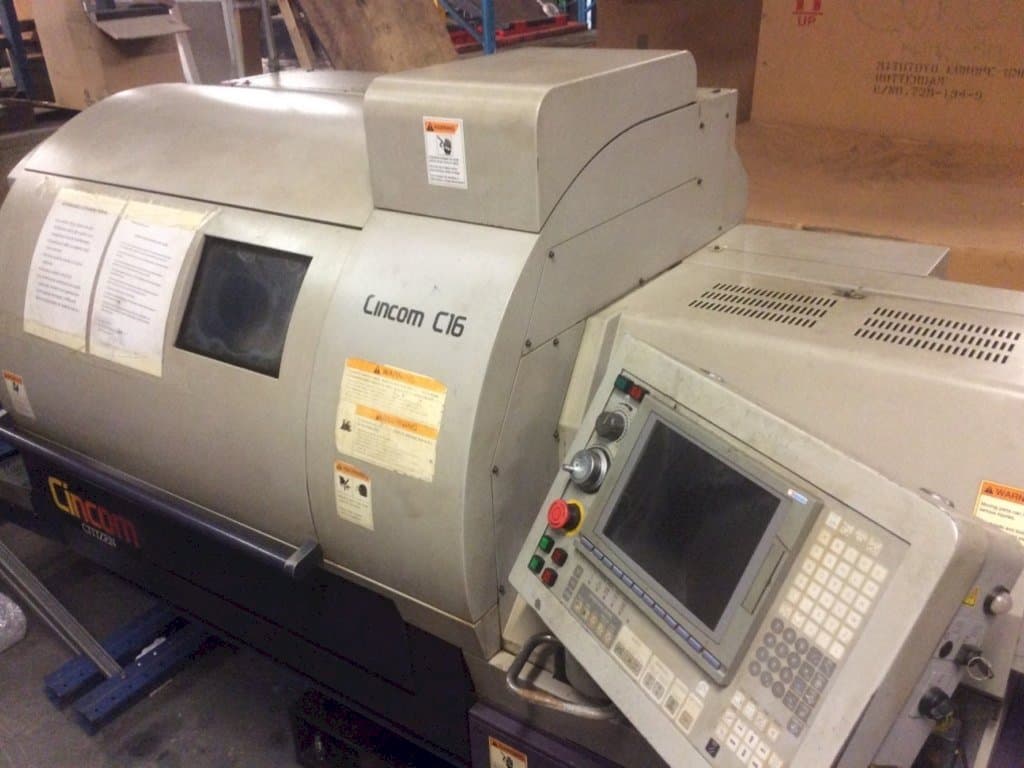 Vista Frontal  da Citizen C16 VII  máquina