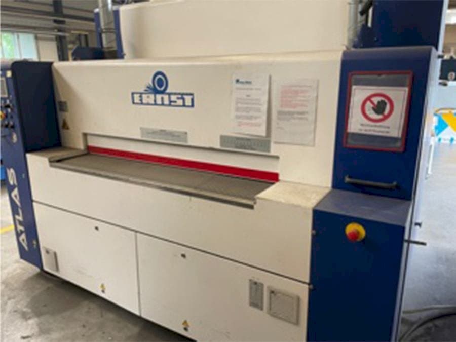 Vista Frontal  da ERNST ATLAS ES  máquina