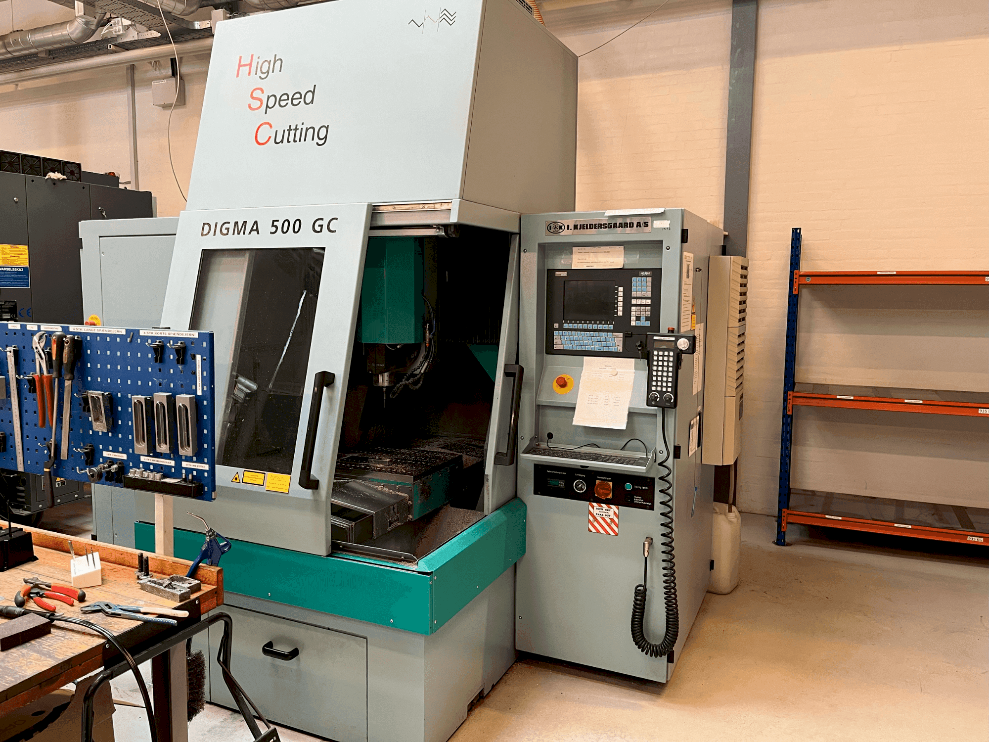 Vista Frontal  da DIGMA 500 GC  máquina