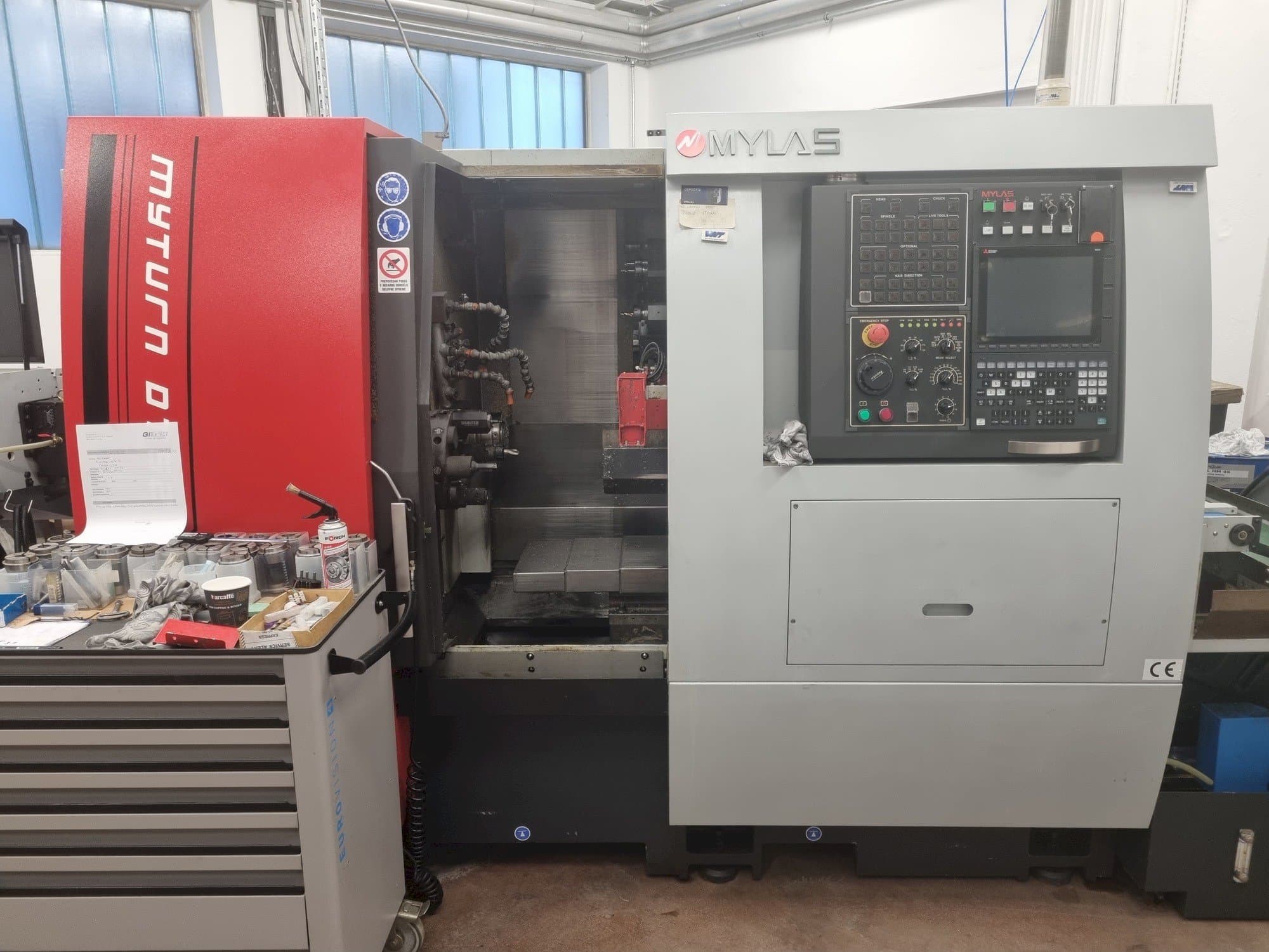 Vista Frontal  da MYLAS DT52  máquina