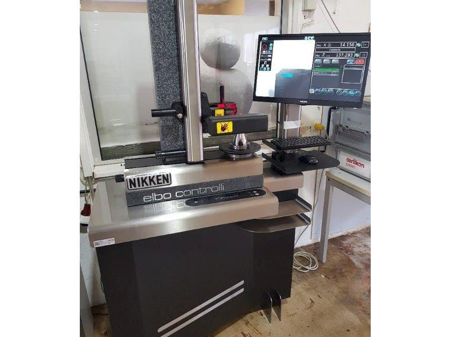 Vista Frontal  da NIKKEN elbo controlli kyan-TW  máquina