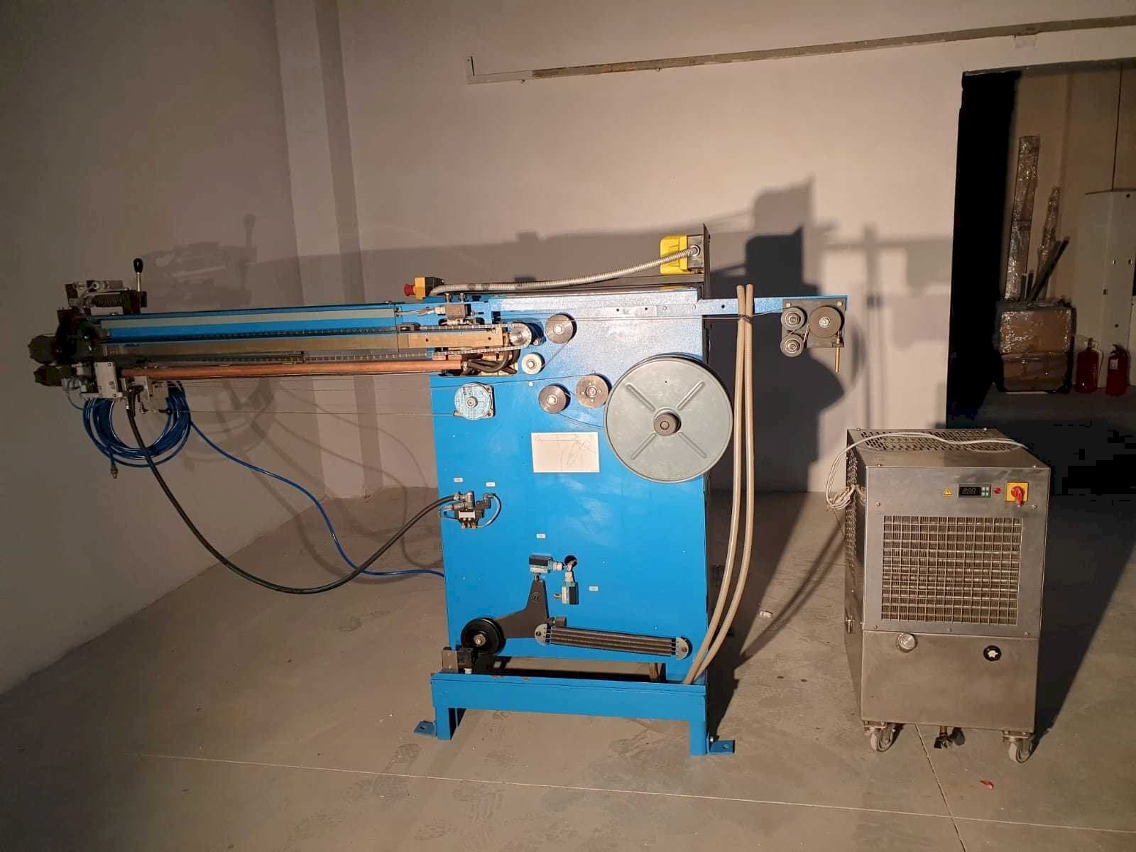 Vista Frontal  da SPIRO VSTW-E Hg  máquina