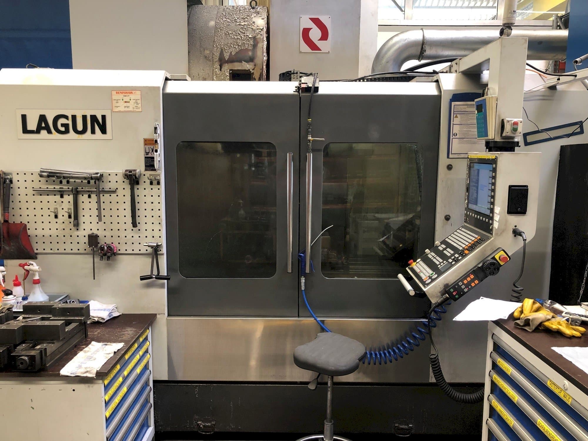 Vista Frontal  da LAGUN L1400  máquina