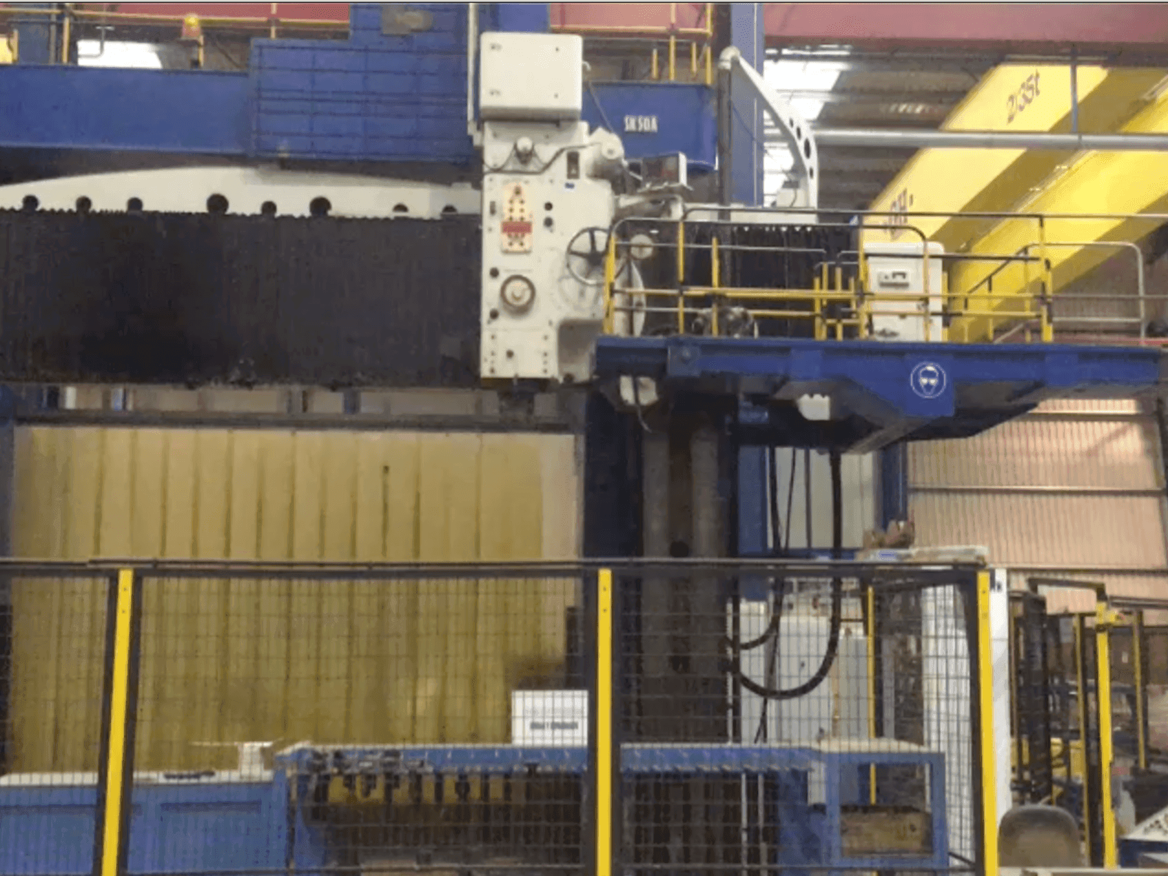 Vista Frontal  da SKODA SK 50 A  máquina