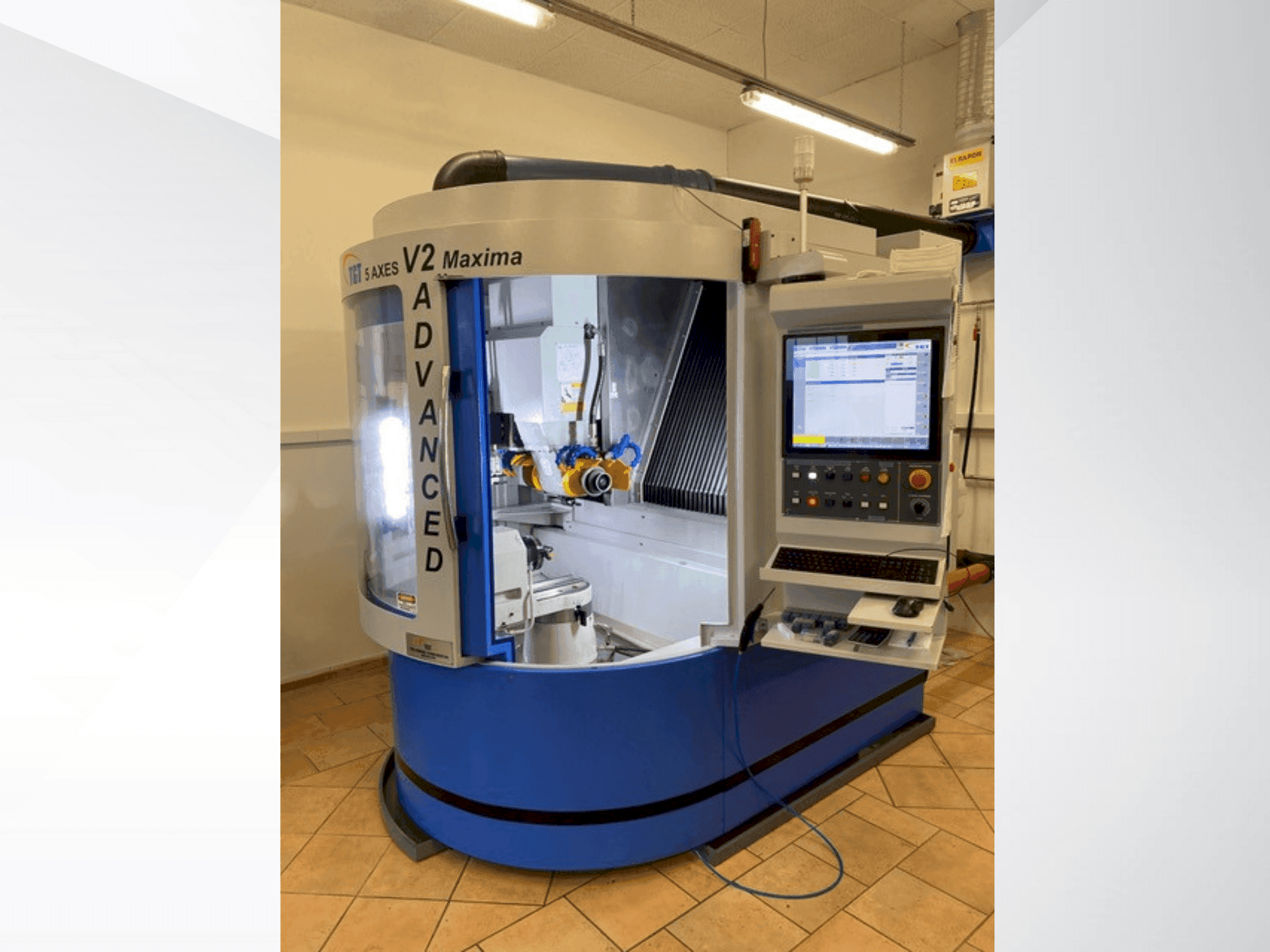 Vista Frontal  da TGT V2 Maxima  máquina