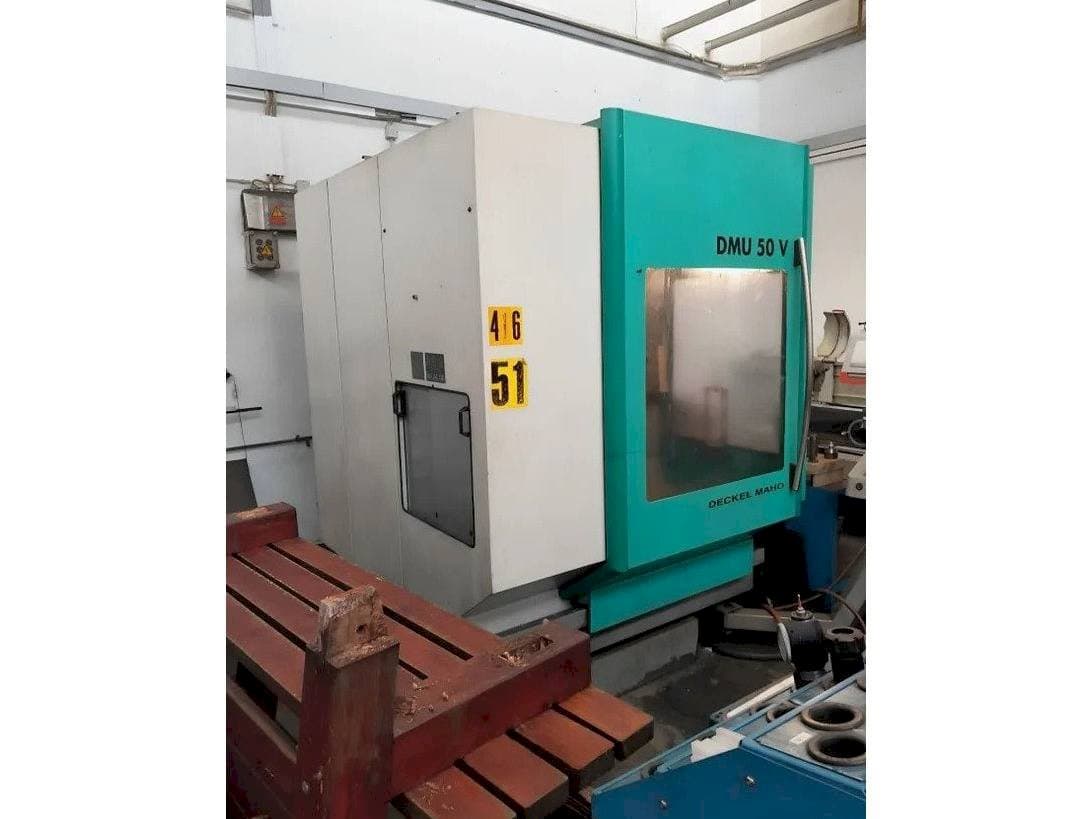 Vista Lateral Esquerda  da DECKEL MAHO DMU 50 V  máquina