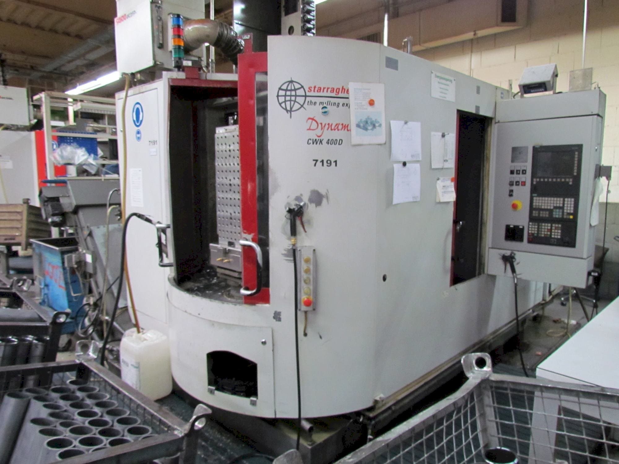 Vista Frontal  da Heckert CWK 400 D  máquina