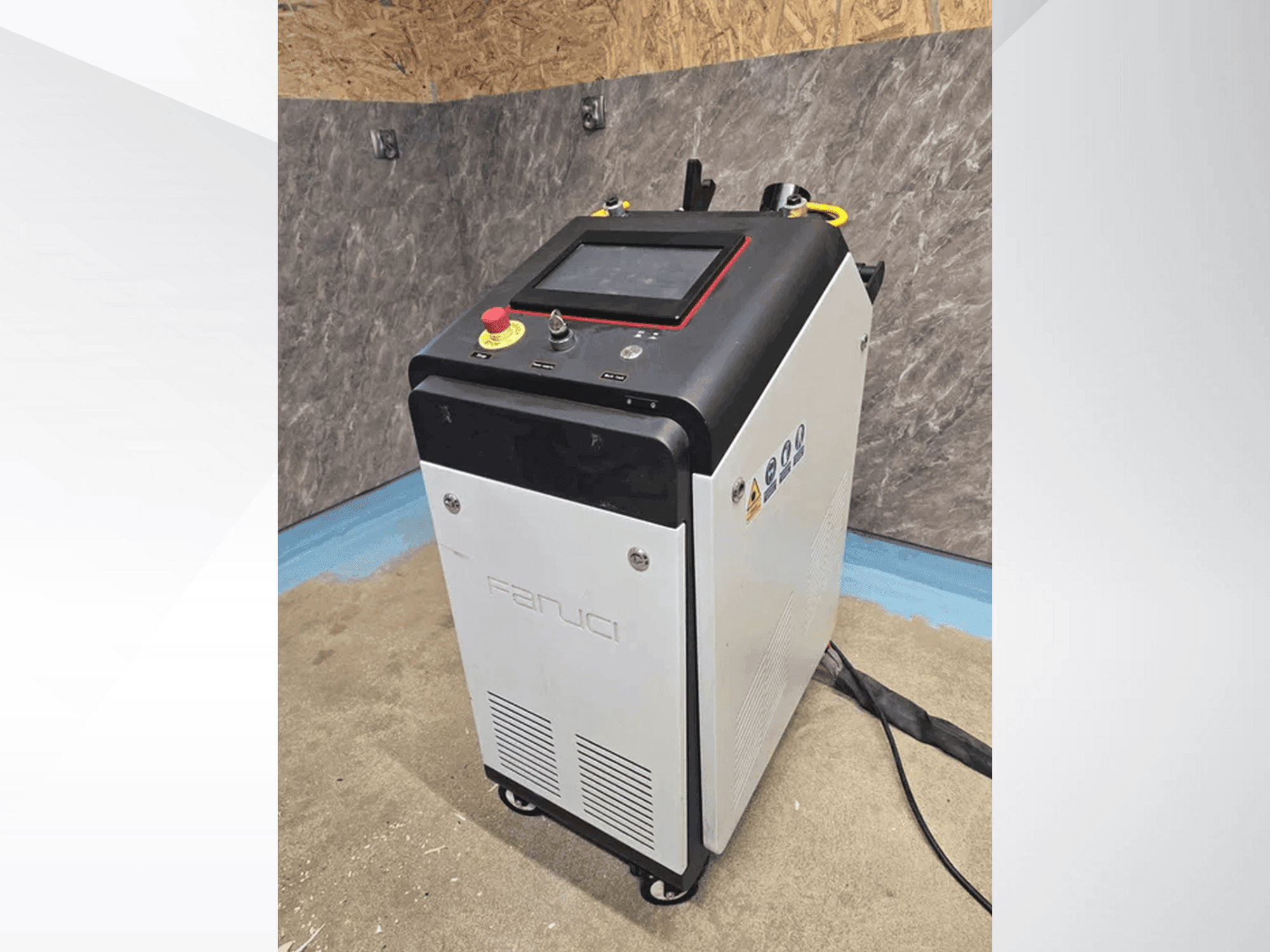 Vista Frontal  da FANUCI FANUCI 3.0GenX  máquina