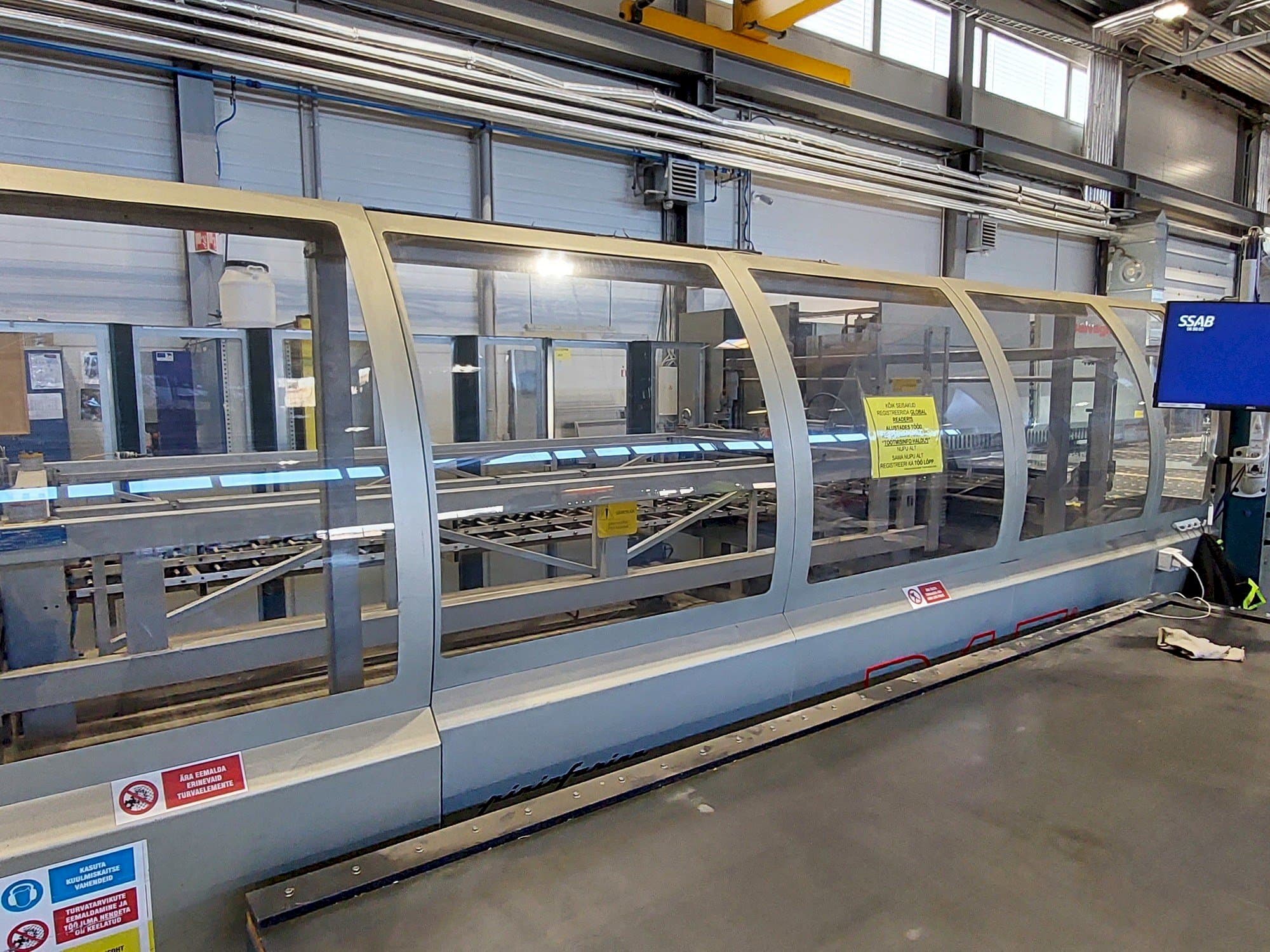 Vista Frontal  da Salvagnini S4 0929 + P4 line  máquina