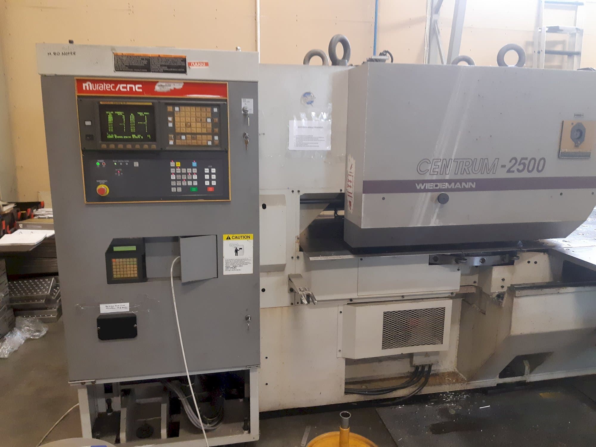 Vista Frontal  da Murata Wiedemann C-2500  máquina