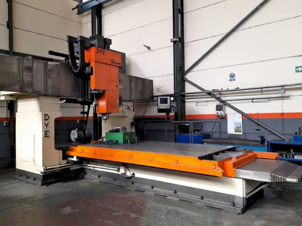 Vista Frontal  da DYE FB-3600  máquina