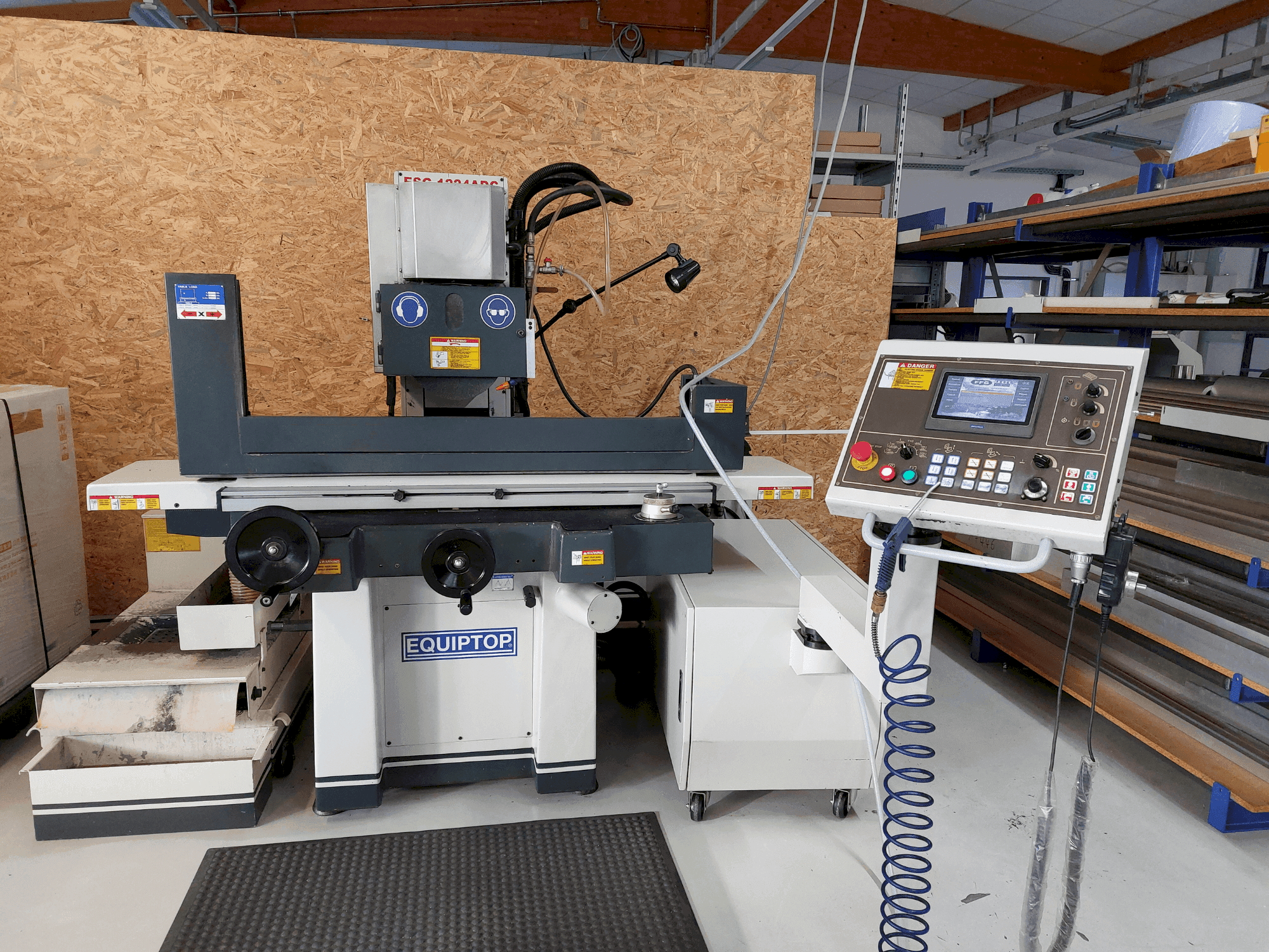 Vista Frontal  da EQUIPTOP ESG-1224 ADC  máquina